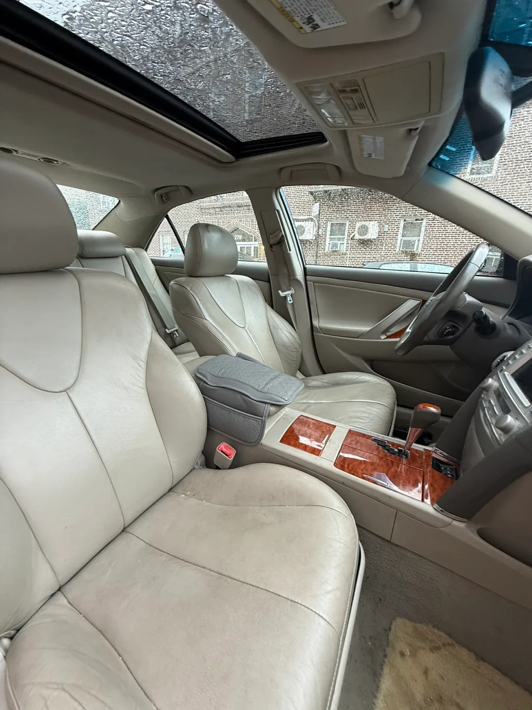 2010 Toyota Camry Hybrid - Fully Loaded image indicator(4)