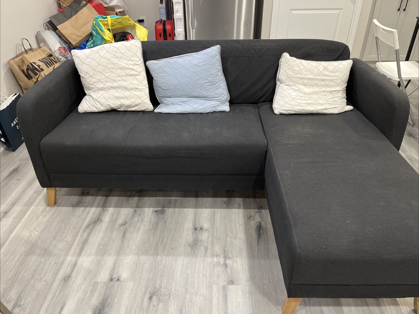 Black Sectional Sofa with Chaise Lounge