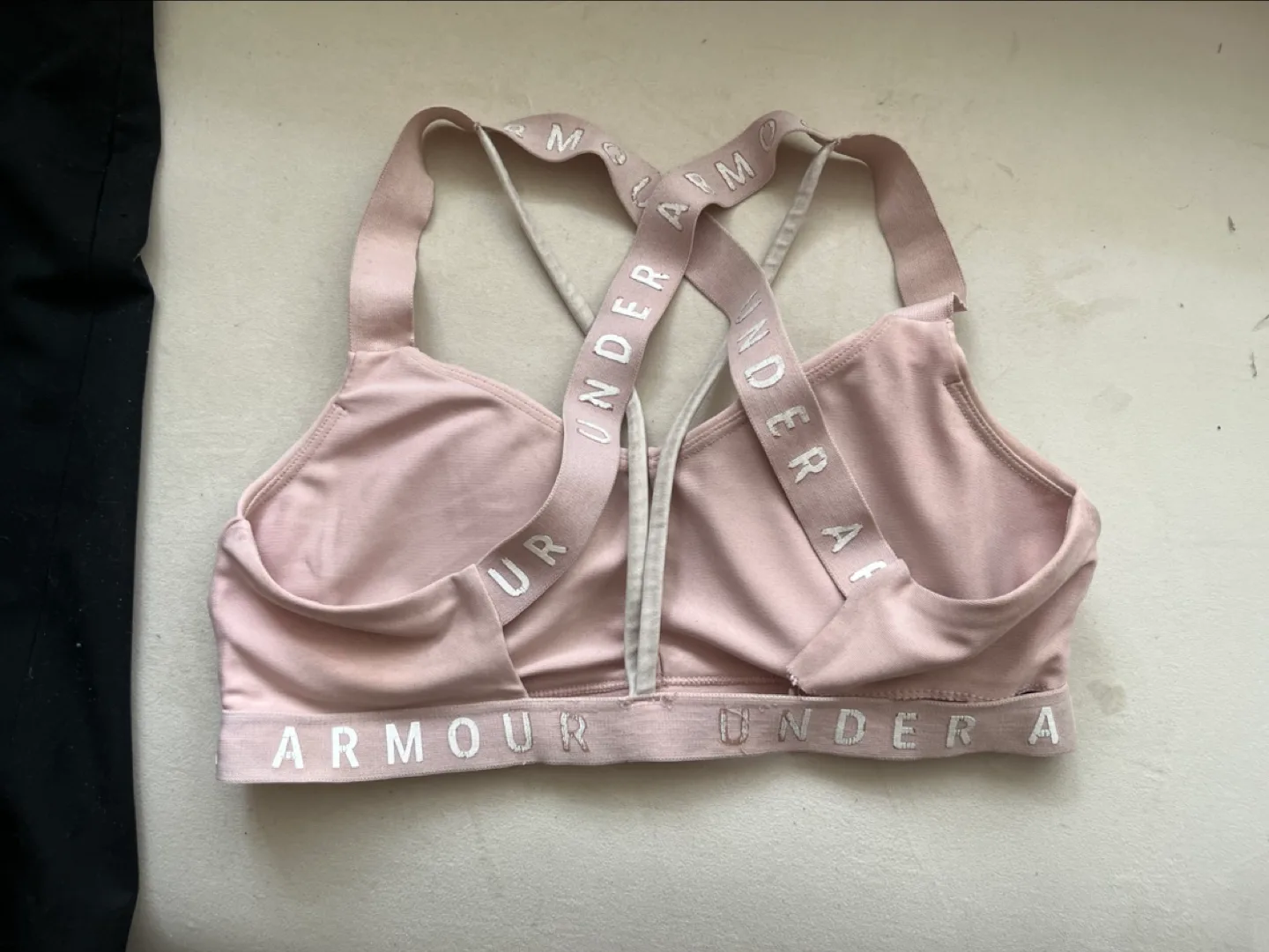 Under Armour Sports Bra small- Light Pink image indicator(4)