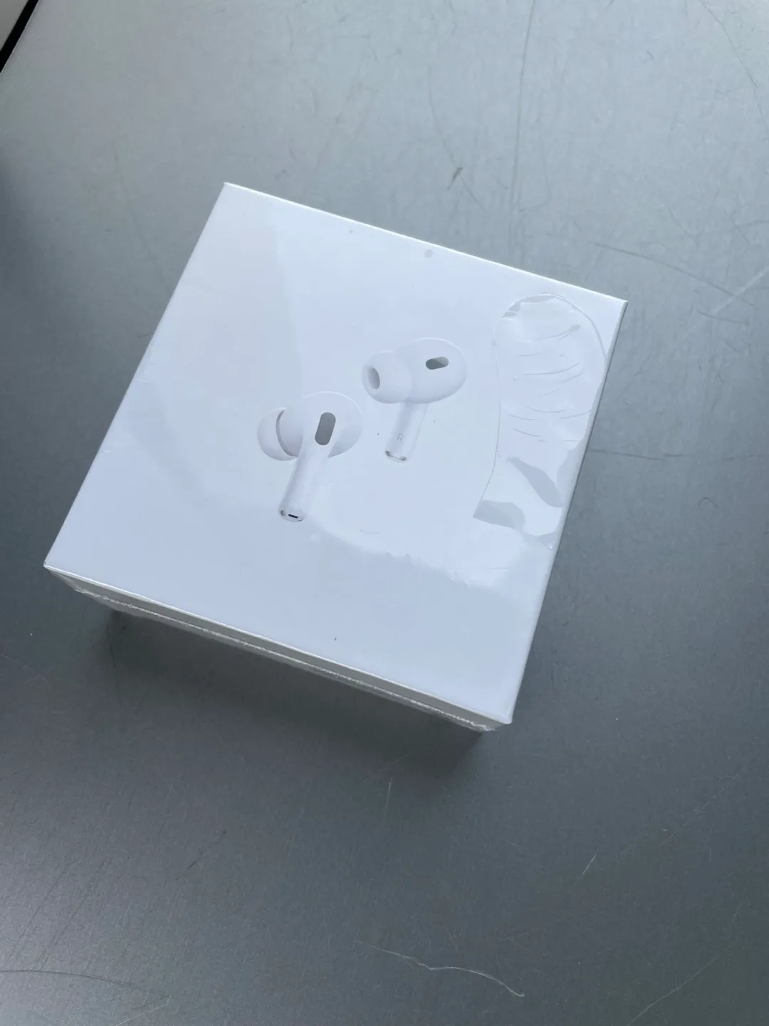AirPods Pro (2e génération) Neufs dans la boîte image indicator(2)