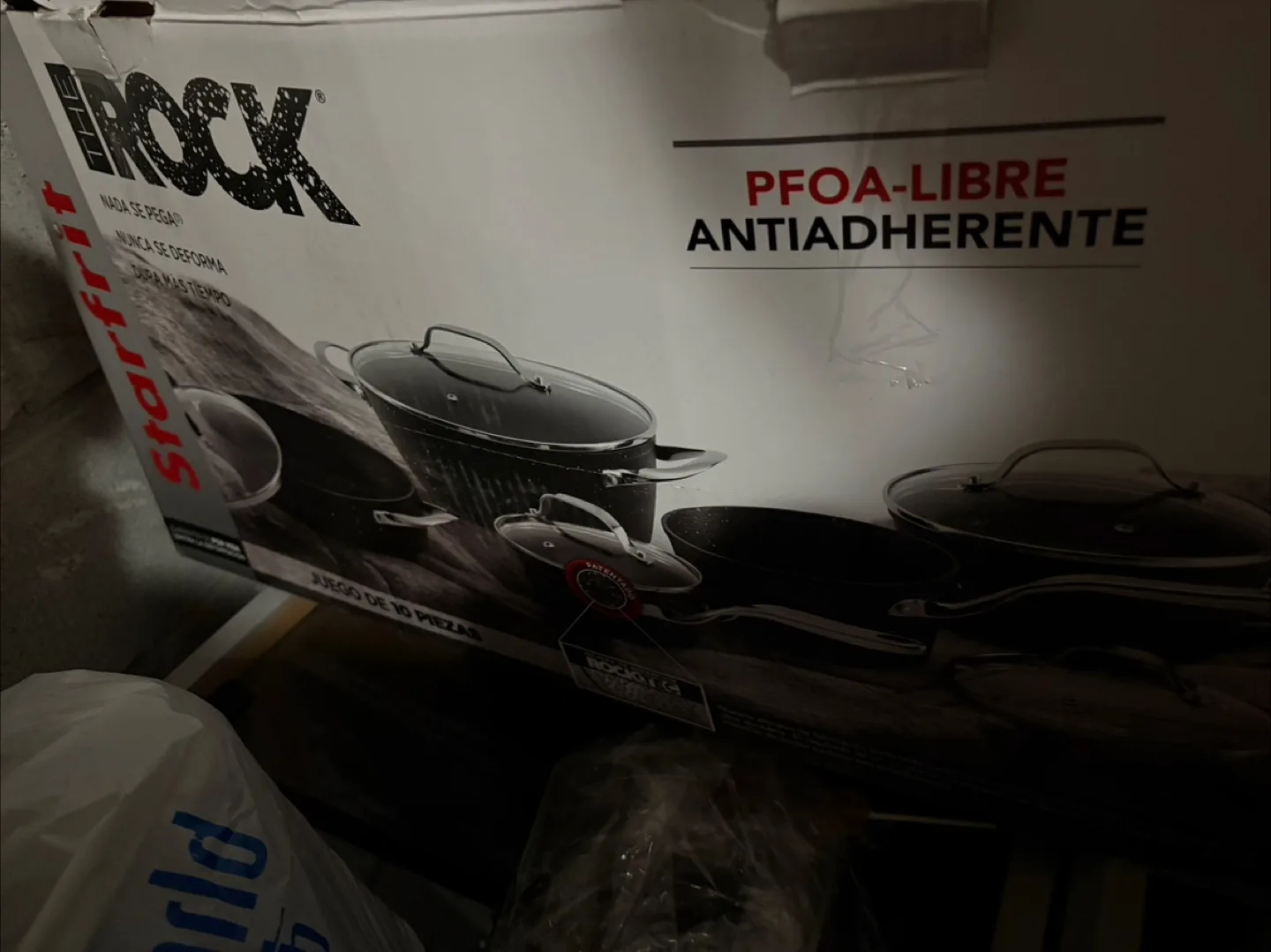 The Rock Starfrit 10-Piece Cookware Set - New in Box! thumbnail