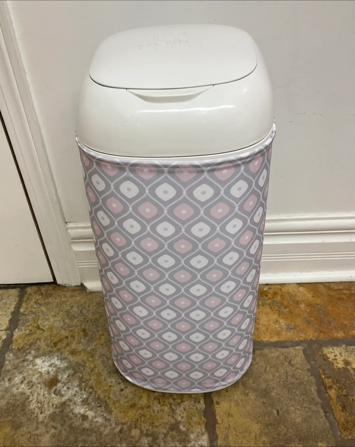 Diaper Genie Expressions with a Fabric cover & some bags thumbnail