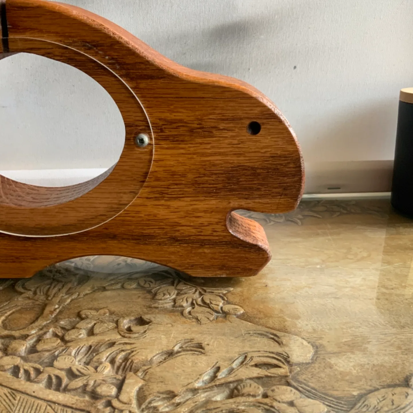 Vintage Wooden Beaver coin bank image indicator(3)