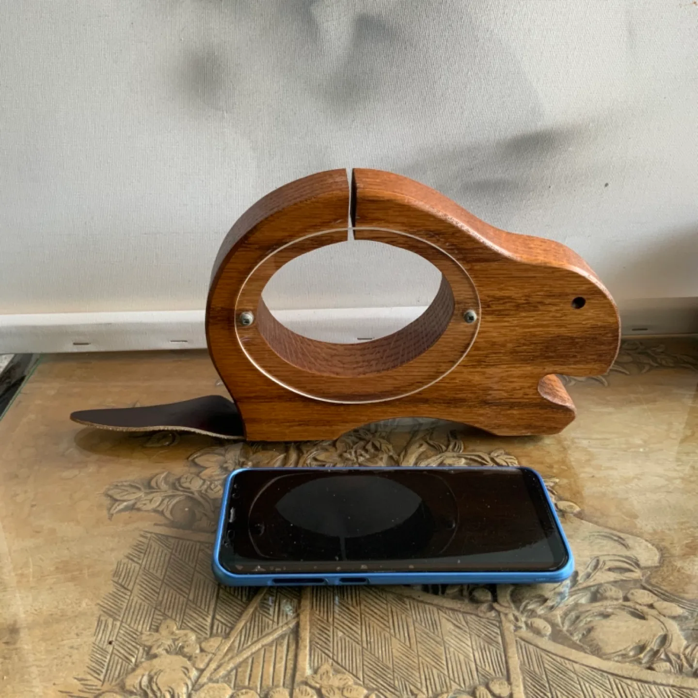 Vintage Wooden Beaver coin bank image indicator(2)