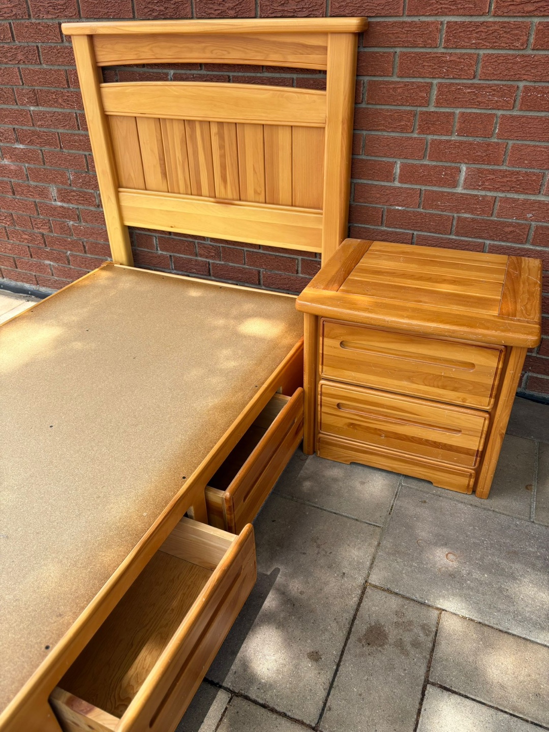 Solid Wood Twin Bed and 1 Matching Night Table - photo 2