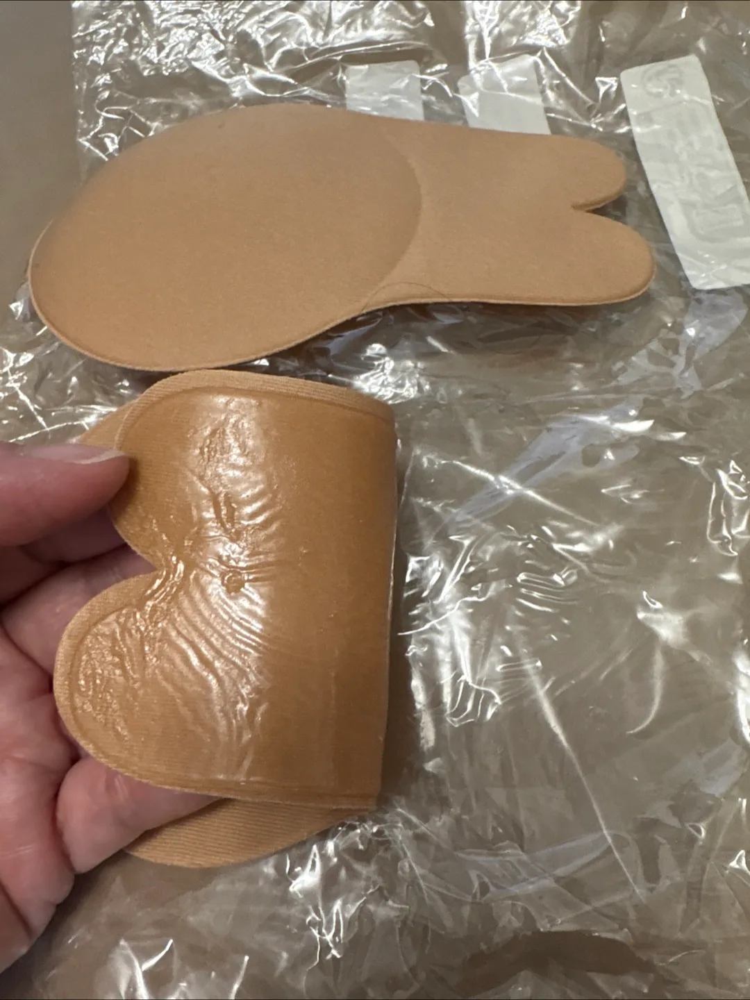 🇨🇦Reusable Adhesive Bra - Nude image indicator(2)