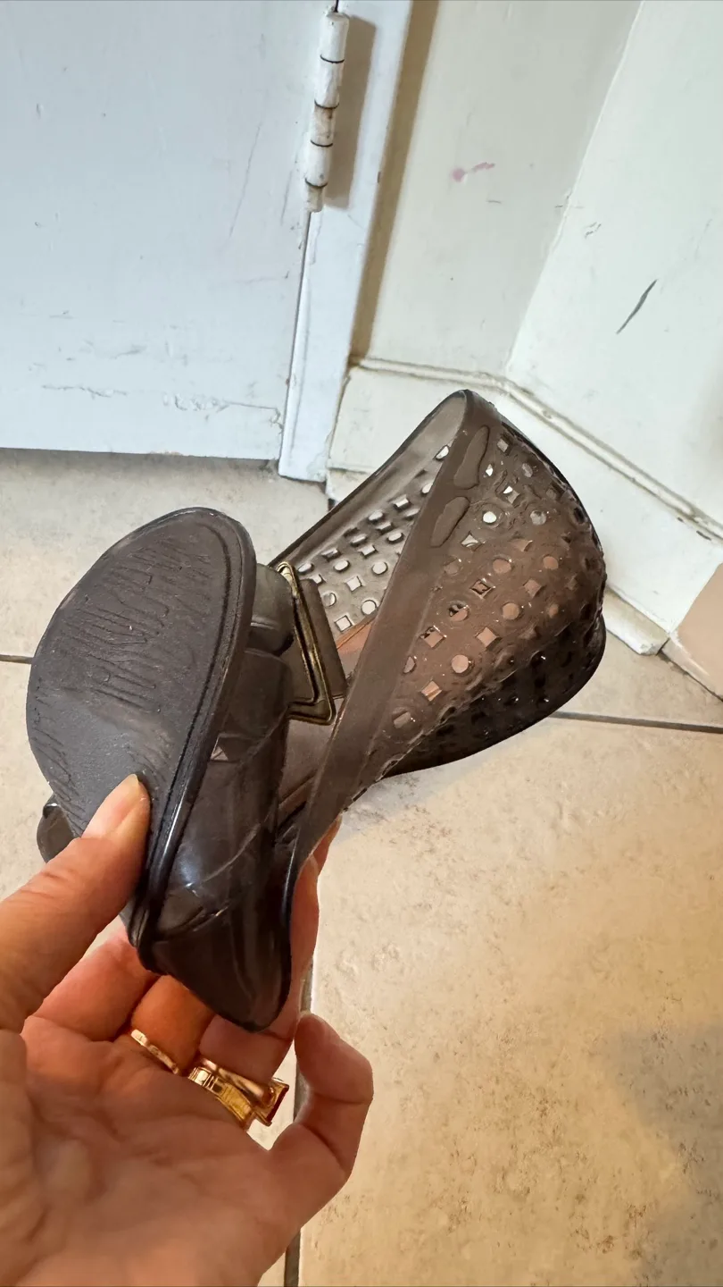 Fariha Turkish Style Jelly Flats - Size 39 image indicator(4)