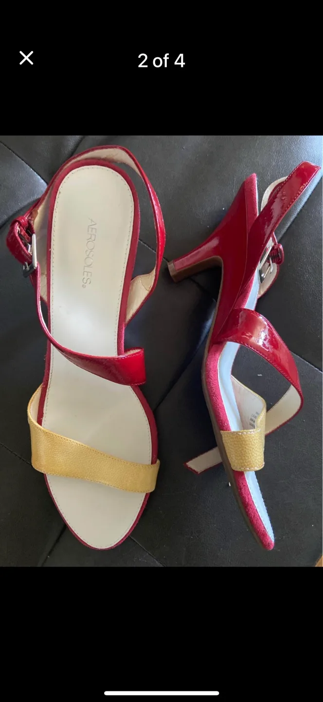 🇨🇦Aerosoles Red Heels - Size 9.5US image indicator(2)