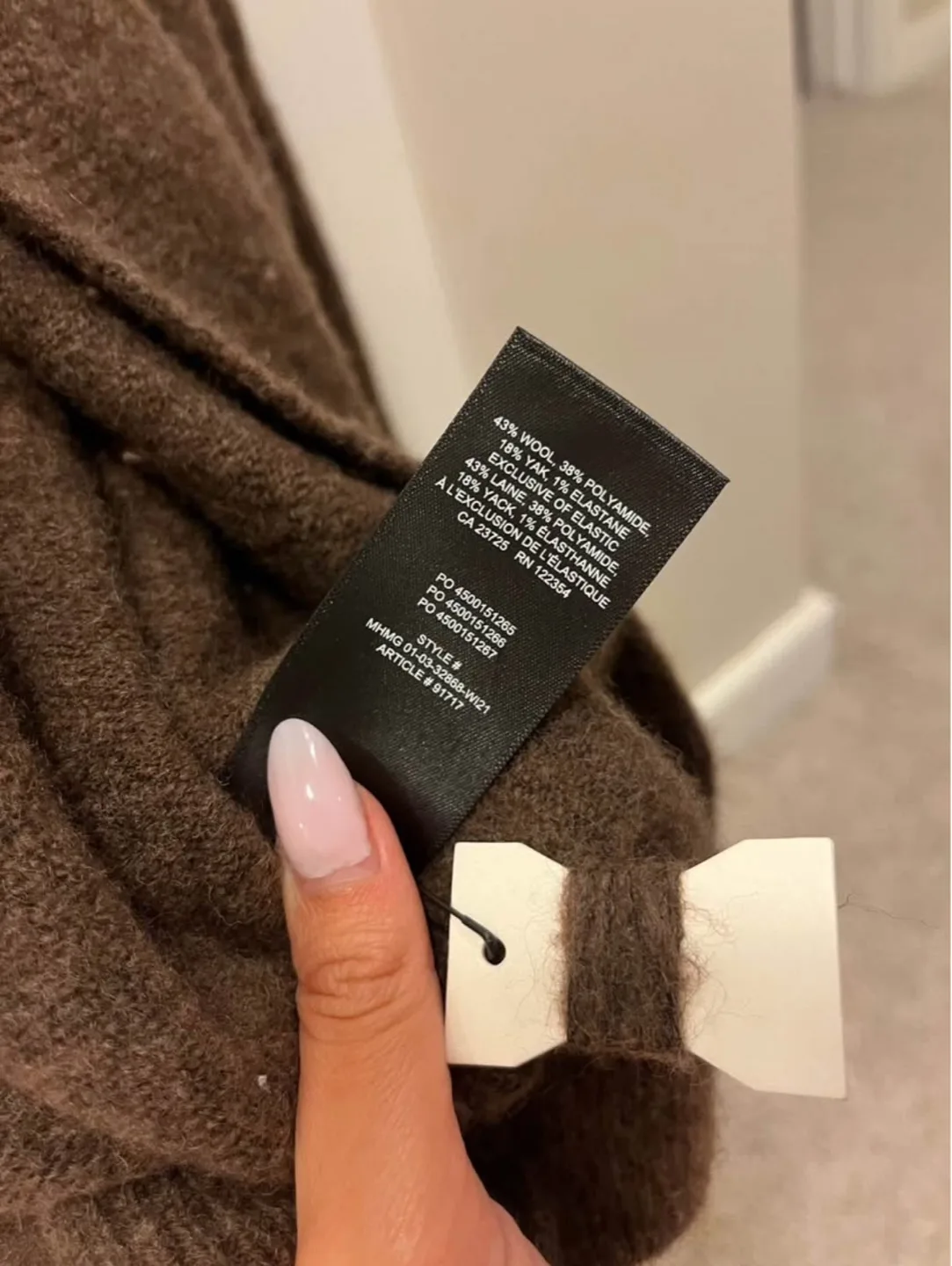 Aritzia Babaton Wool Blend Cardigan image indicator(2)