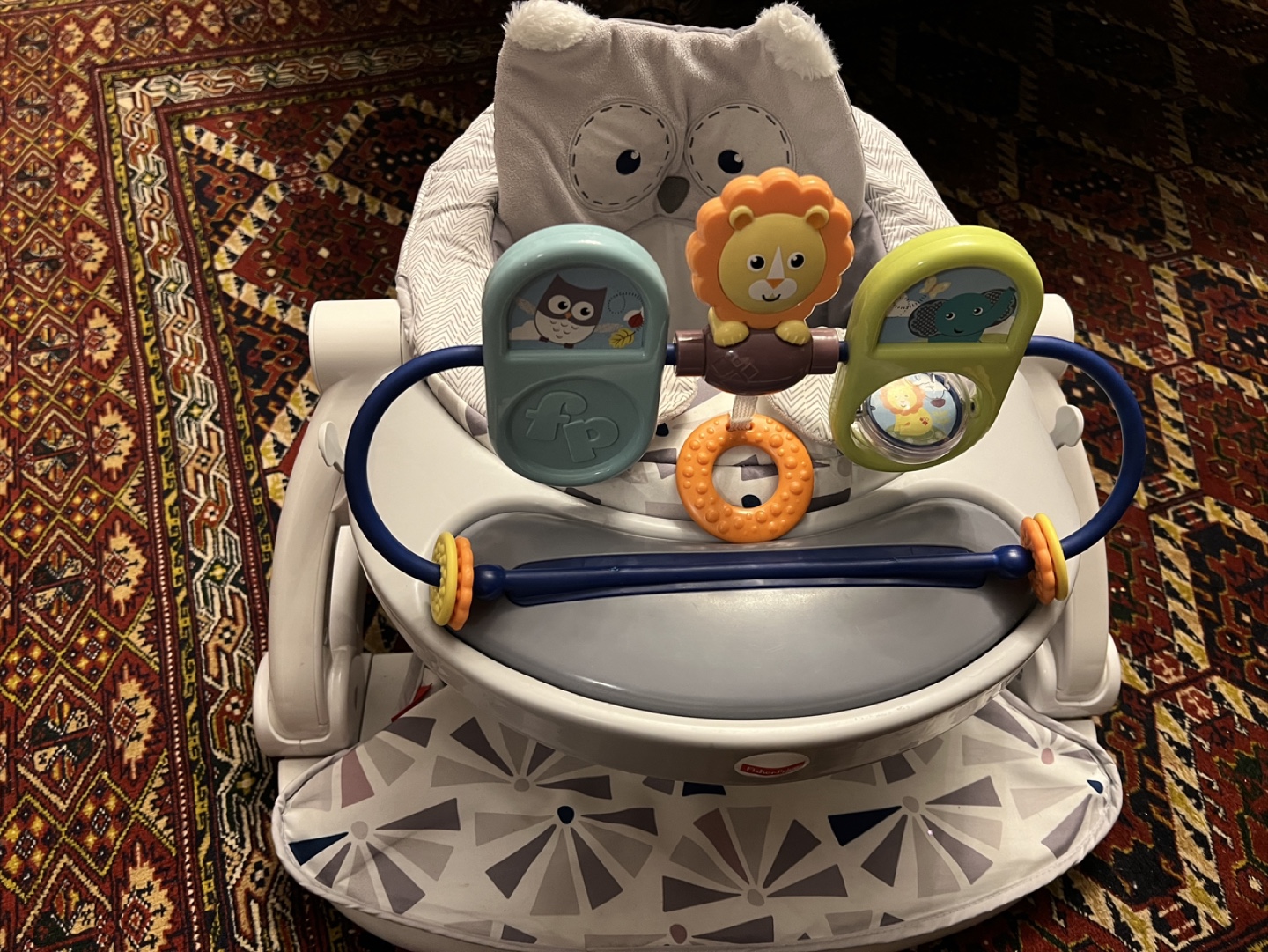 Fisher-Price Sit-Me-Up Floor Seat with Animals