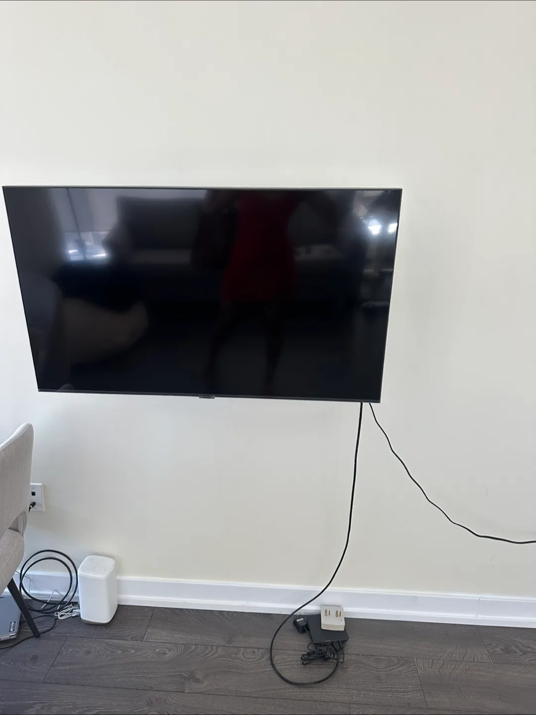 43inch Crustal UHD Samsung TV thumbnail