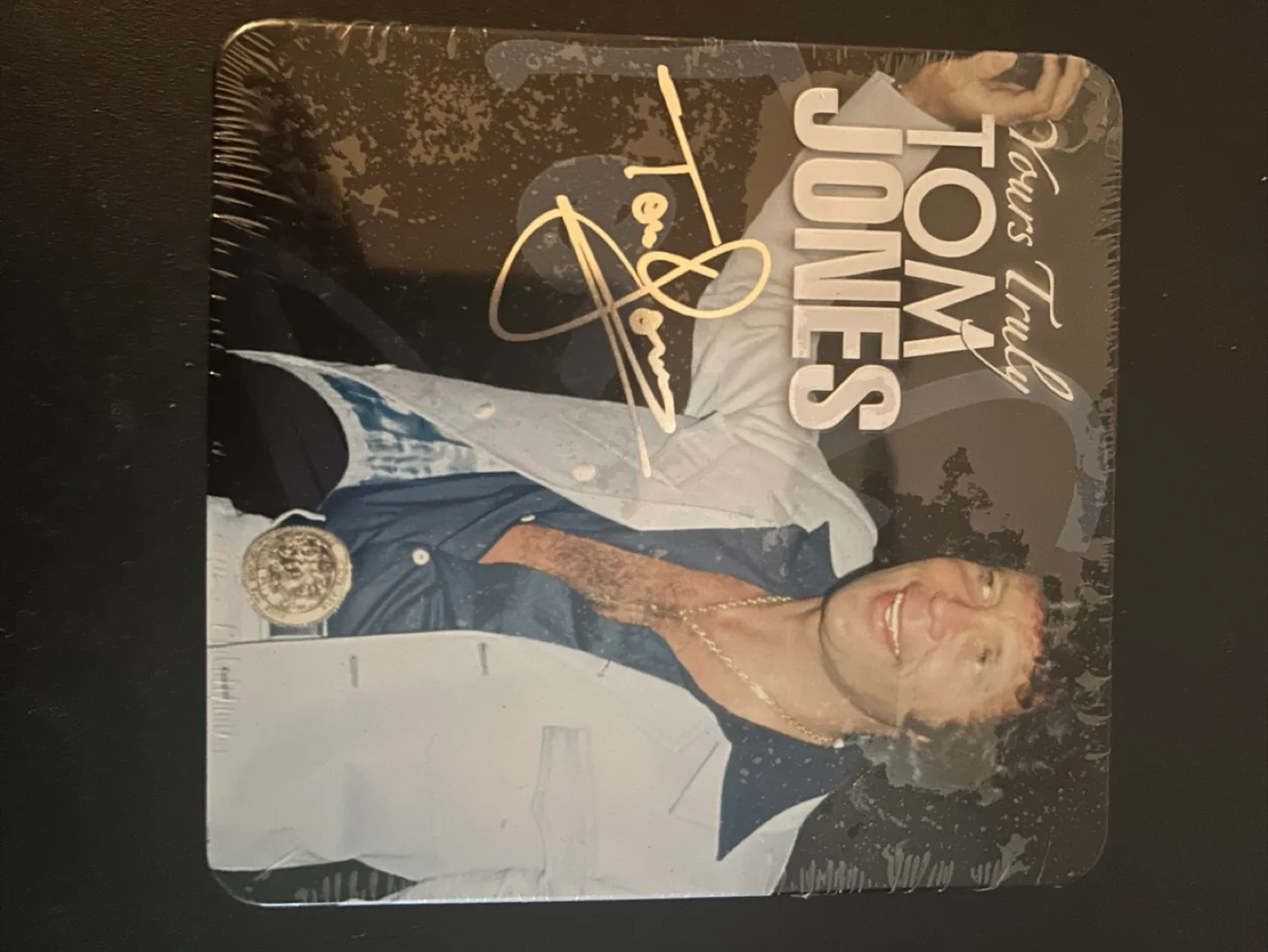 Tom Jones - Yours Truly (3 CDs) thumbnail