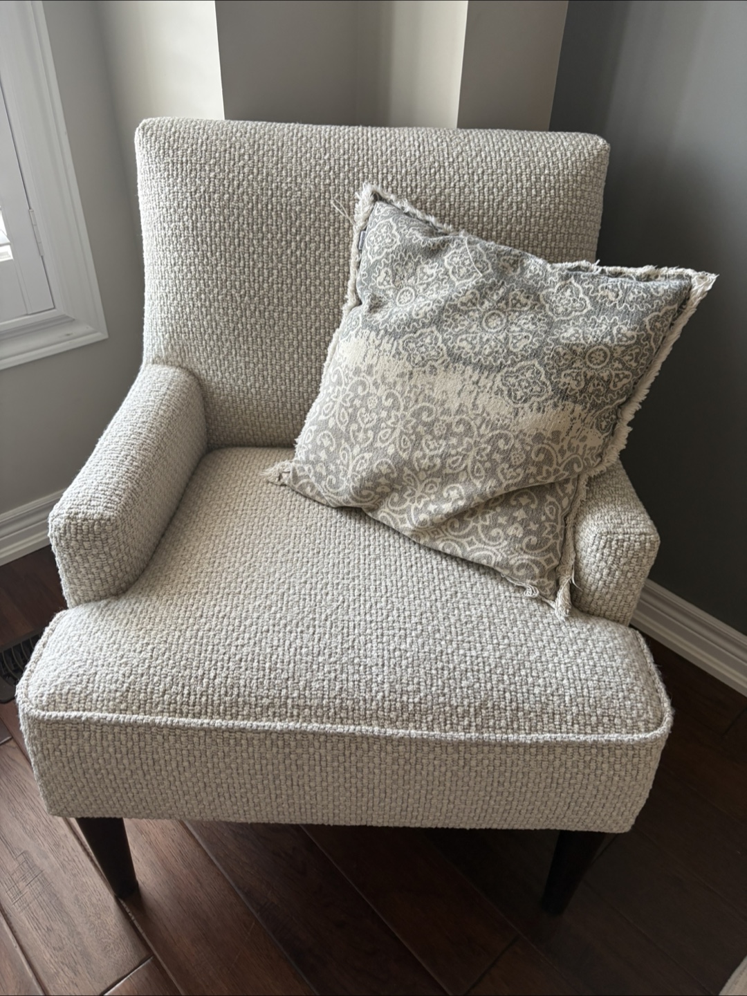 Upholstered Armchairs with Pillows - photo 2