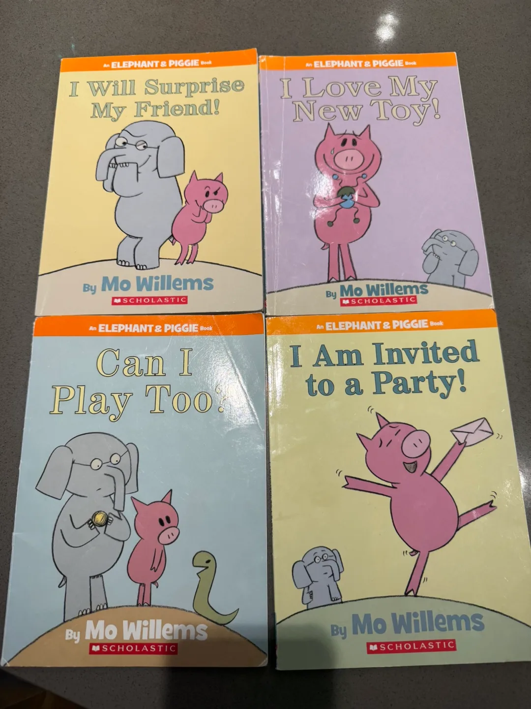Elephant & Piggie Book Set by Mo Willems thumbnail
