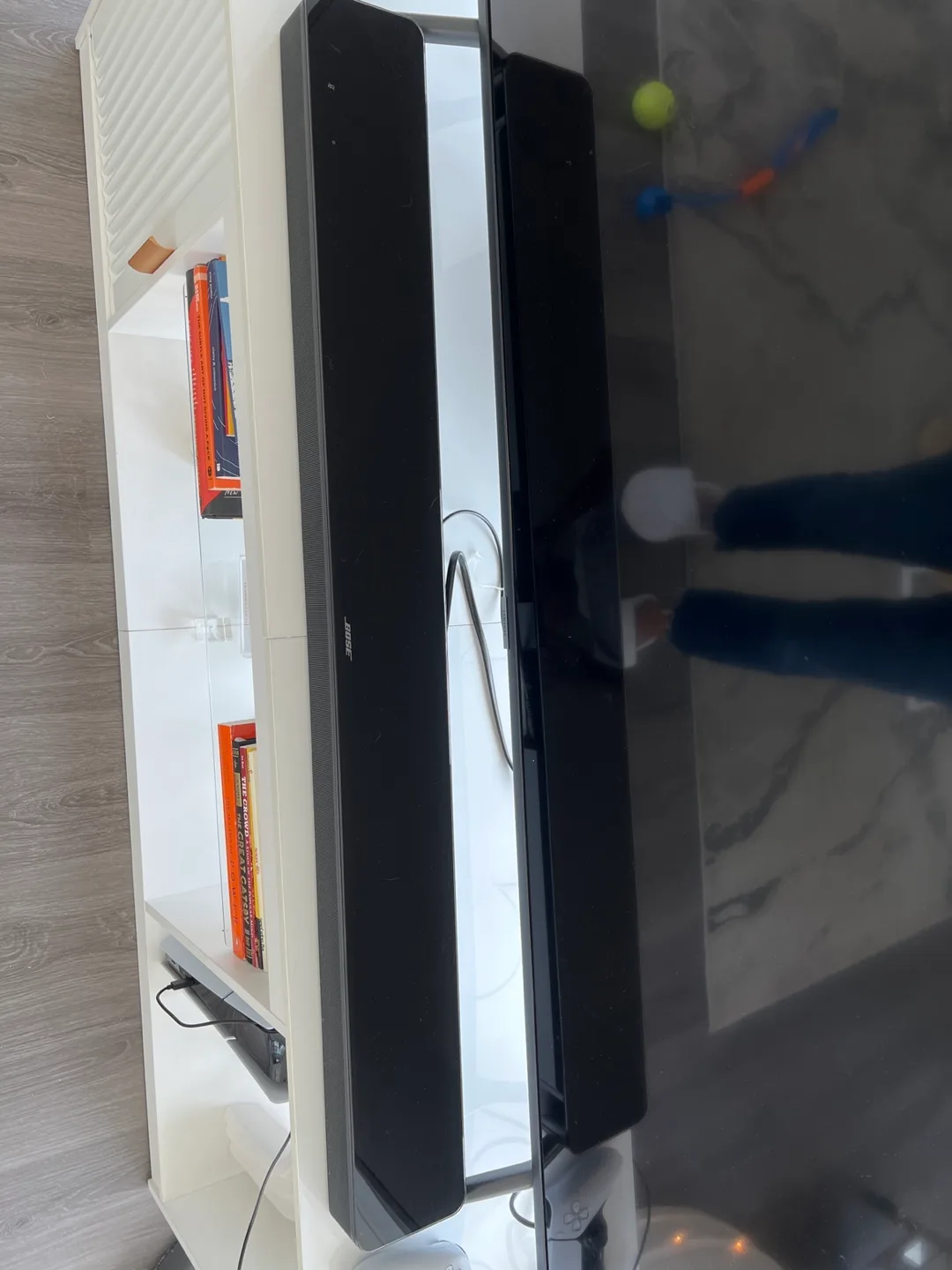Bose Soundbar 700 thumbnail
