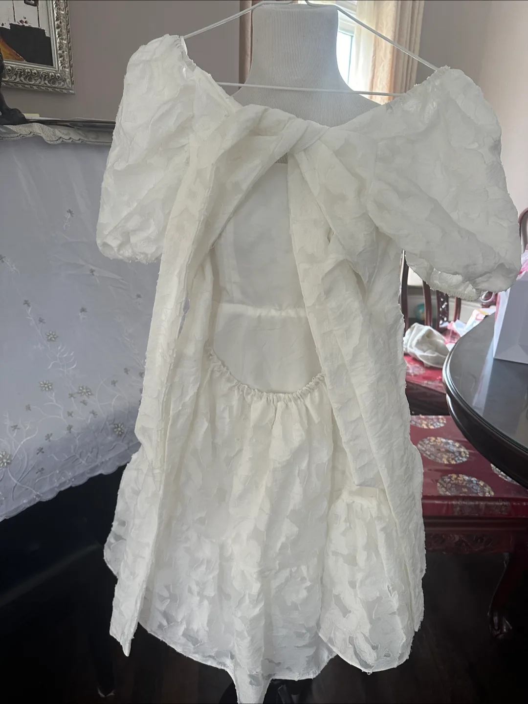 Honey Size M girl dress 60% off image indicator(2)