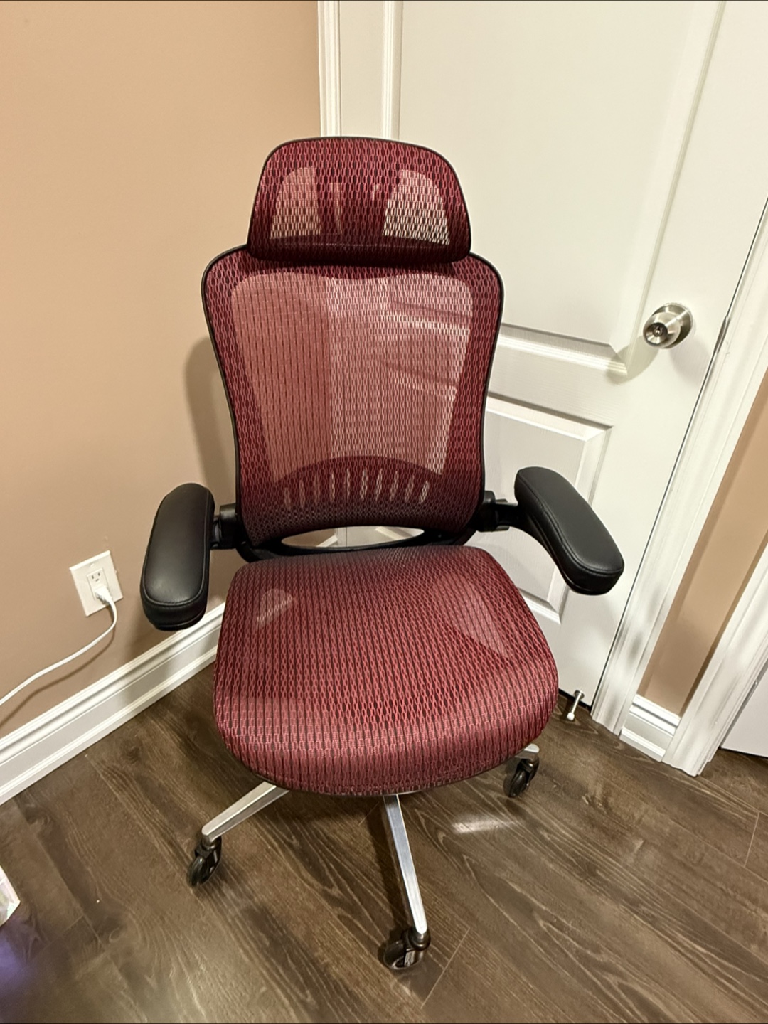 Ergonomic computer chair - photo 2