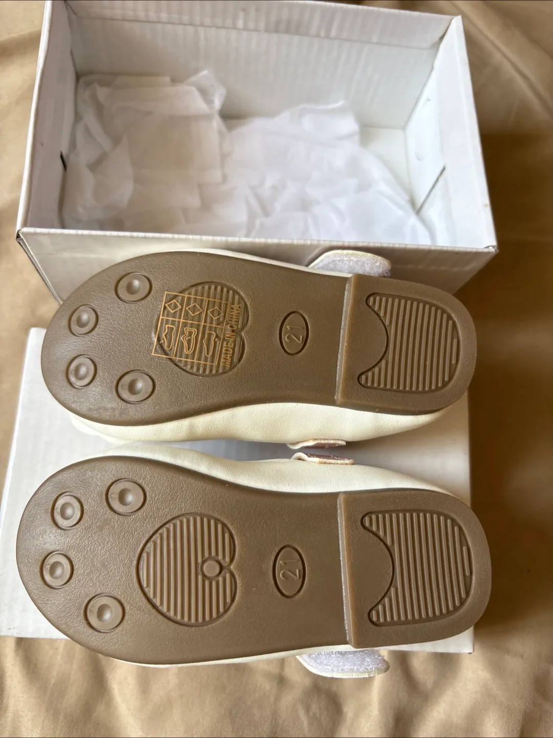 🇨🇦Girl's Dress Shoes - Size 27 (Approx US 10) image indicator(2)