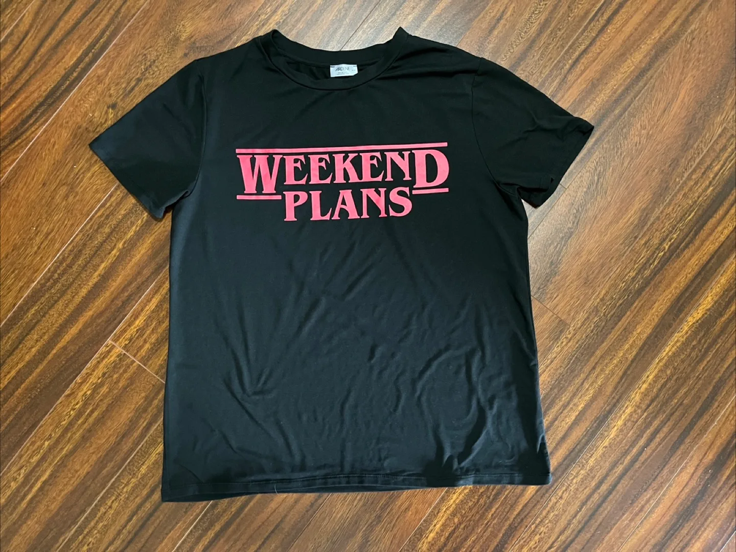 Ardene women’s medium graphic tee – Weekend Plans, black & red thumbnail