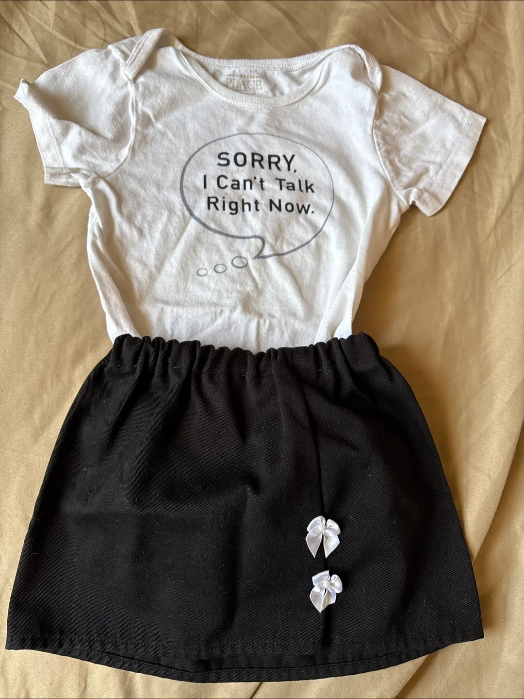 🇨🇦The Children's Place 18-24M Bodysuit & Skirt Set thumbnail