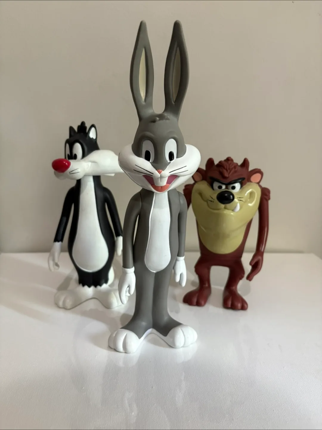 Vintage Looney Tunes Figures Bugs Bunny Sylvester taz 90s thumbnail