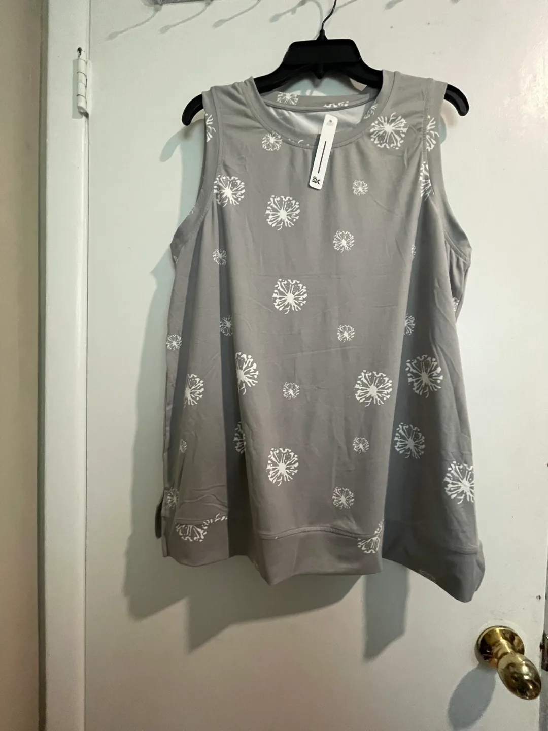 BRAND NEW Women's Grey Tank Top XL thumbnail