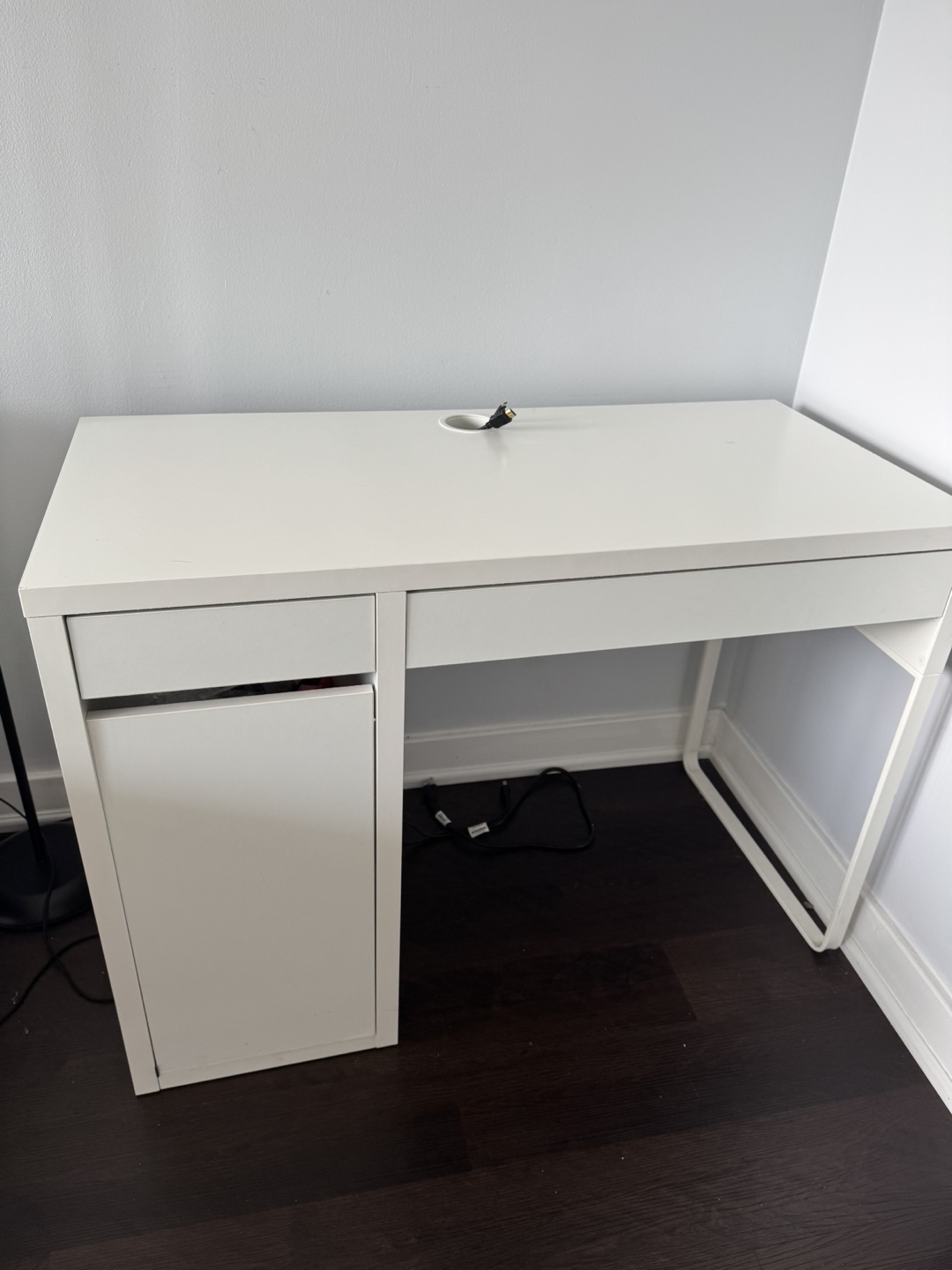 IKEA Desk - White, lots  of space