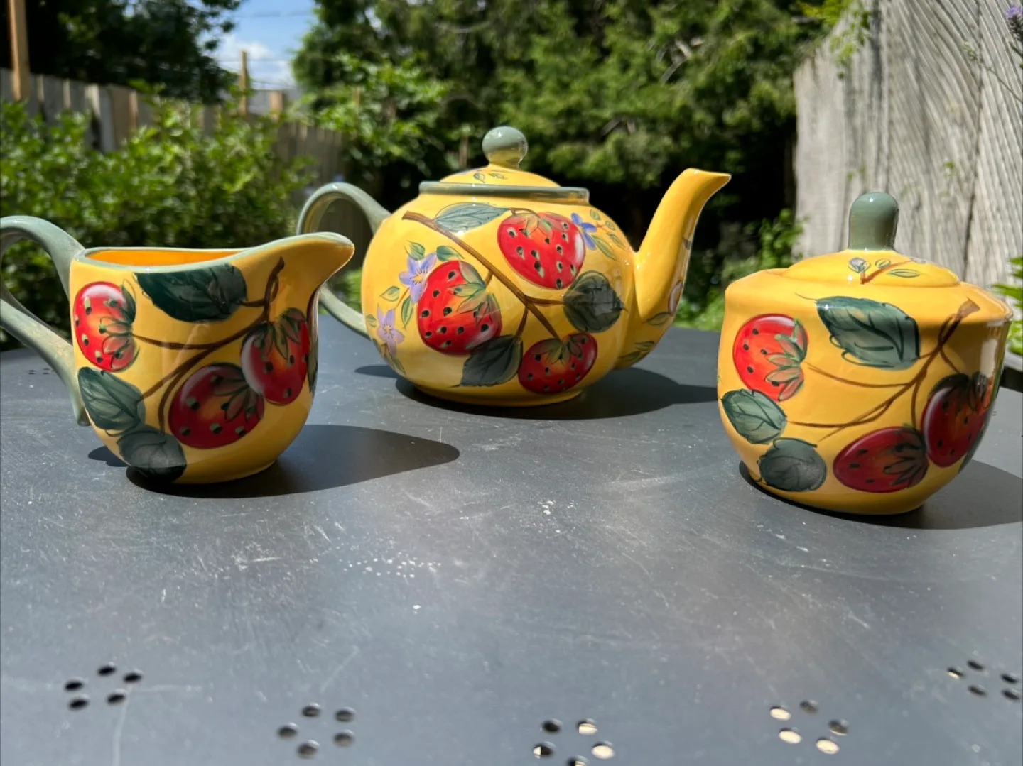 Claire Murray Gibson Elite Tea Set thumbnail