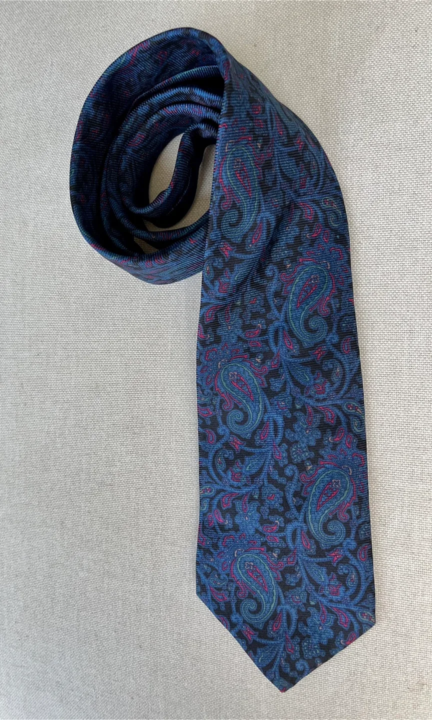 Old Ascot 100% Silk Tie - Paisley Pattern image indicator(6)