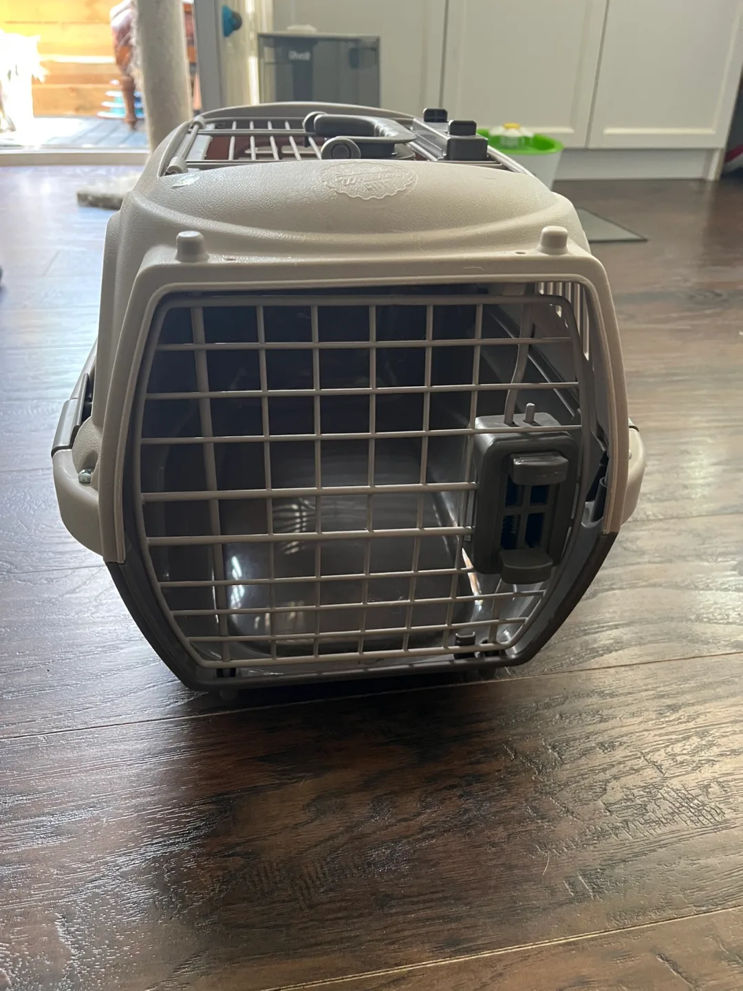 Wicker City Pet Carrier - Small dog/small to medium cat thumbnail