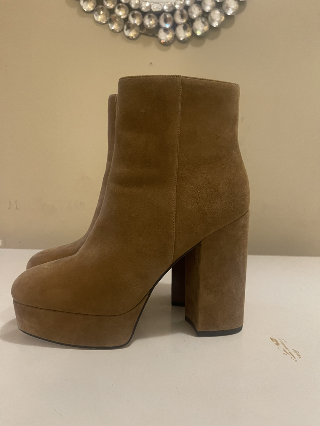 Women’s shoes