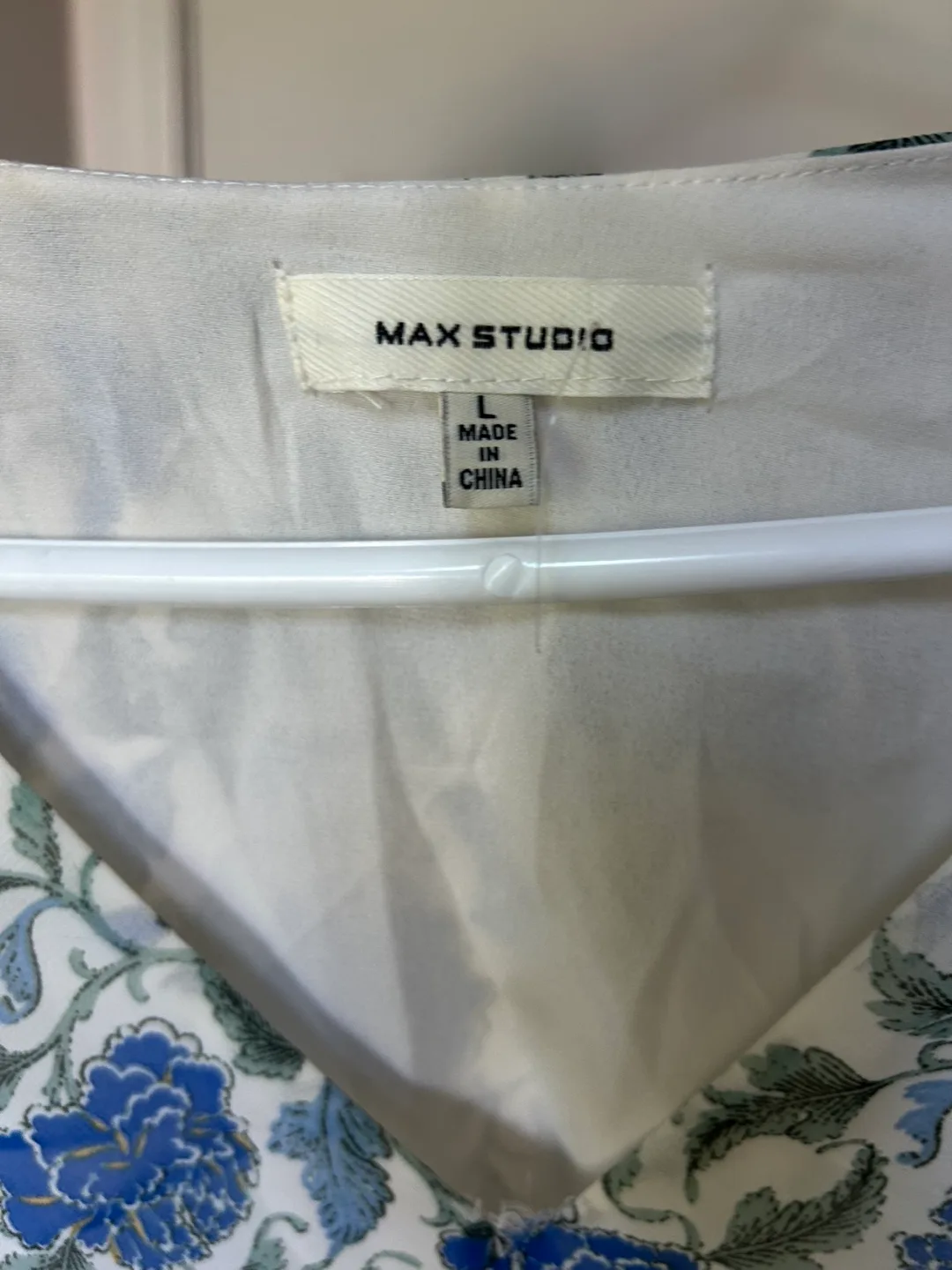 Max Studio Floral Print Maxi Dress - Size L image indicator(3)