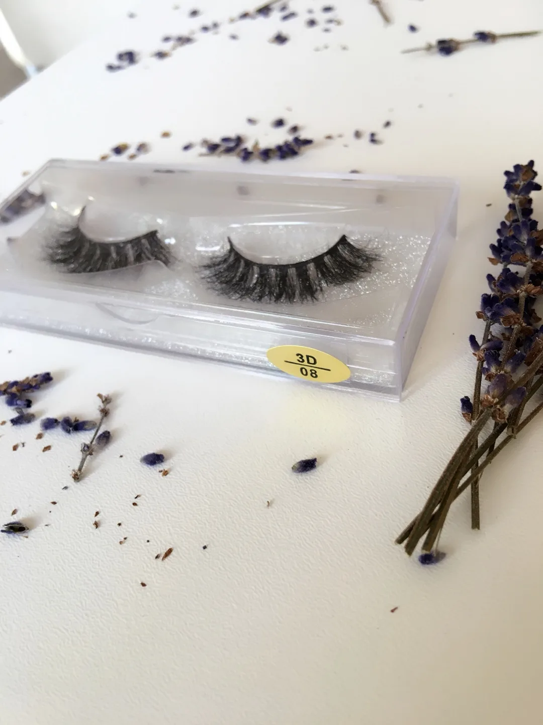 False Eyelashes image indicator(6)