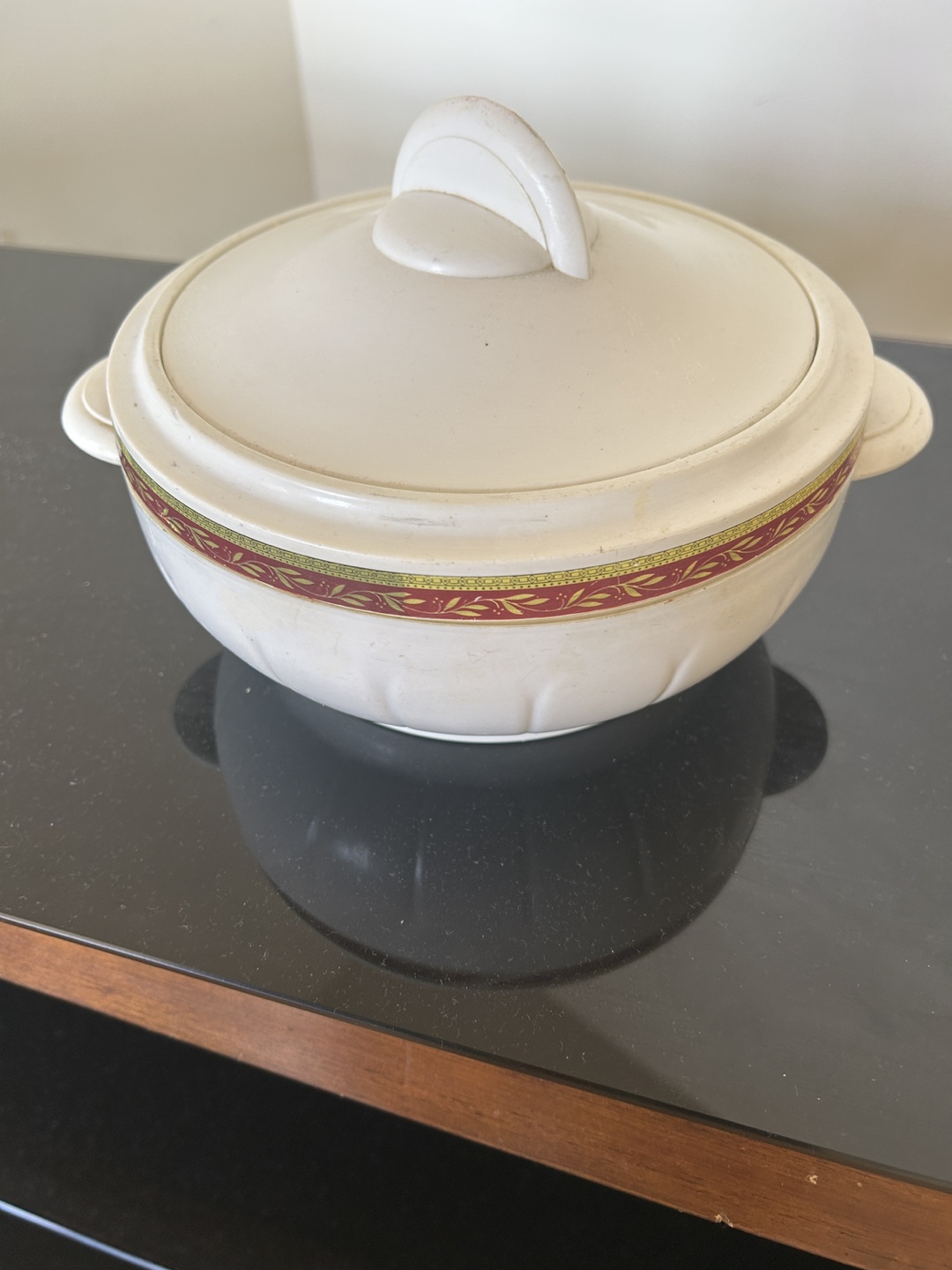 Vintage Casserole Dish - photo 2