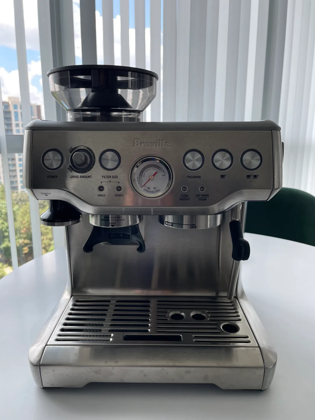 Breville Barista Express Espresso Machine thumbnail