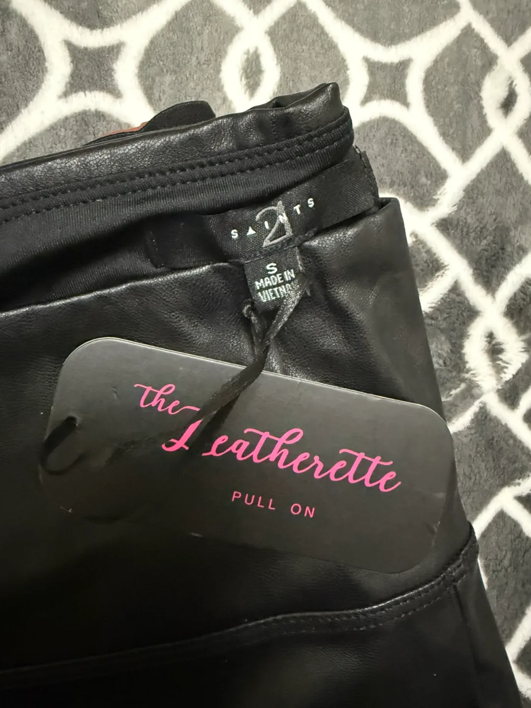 L2. 2 pcs Leather pants with freebies image indicator(3)