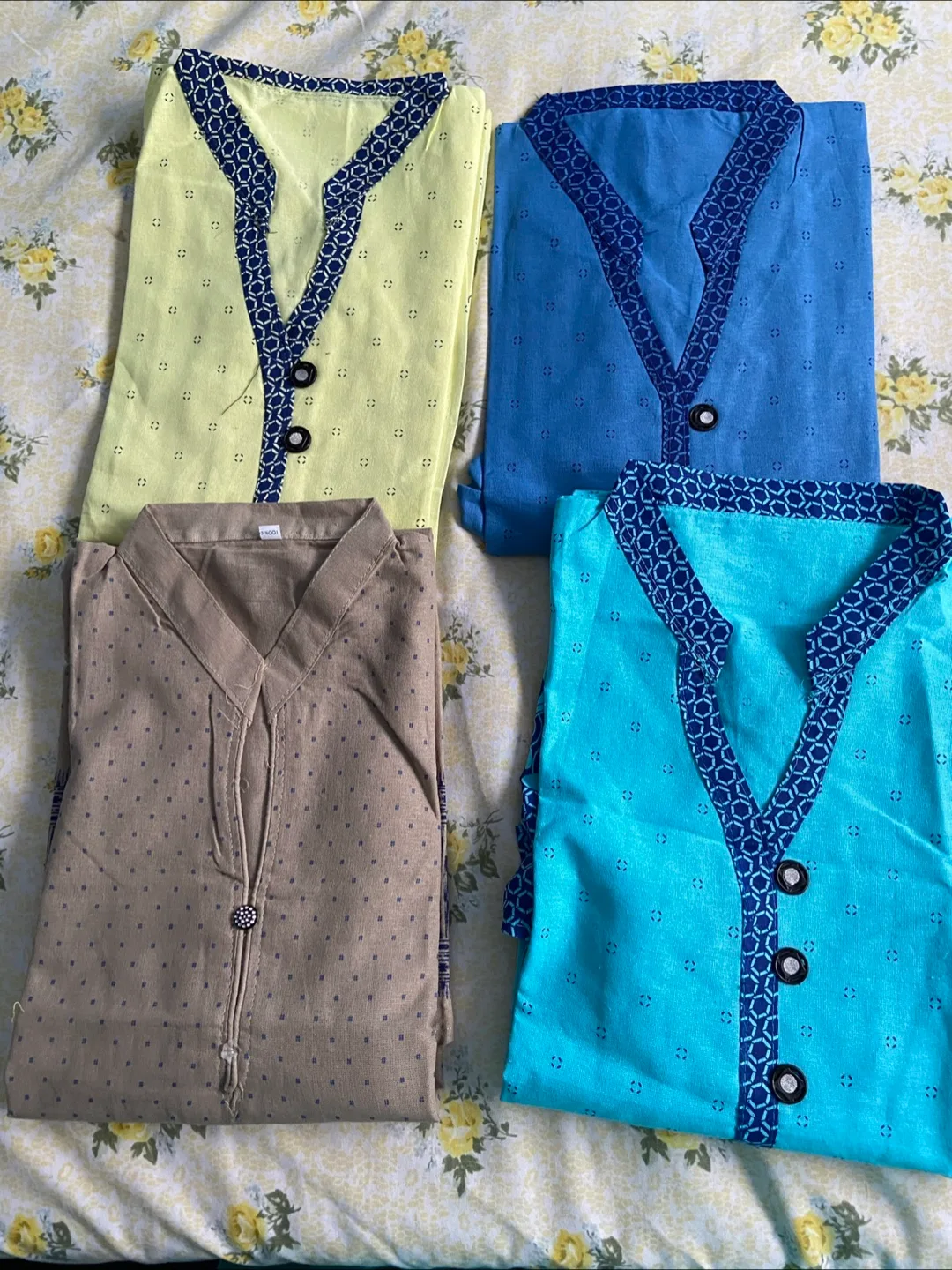 Ladies' Kurti Dress - Size L thumbnail