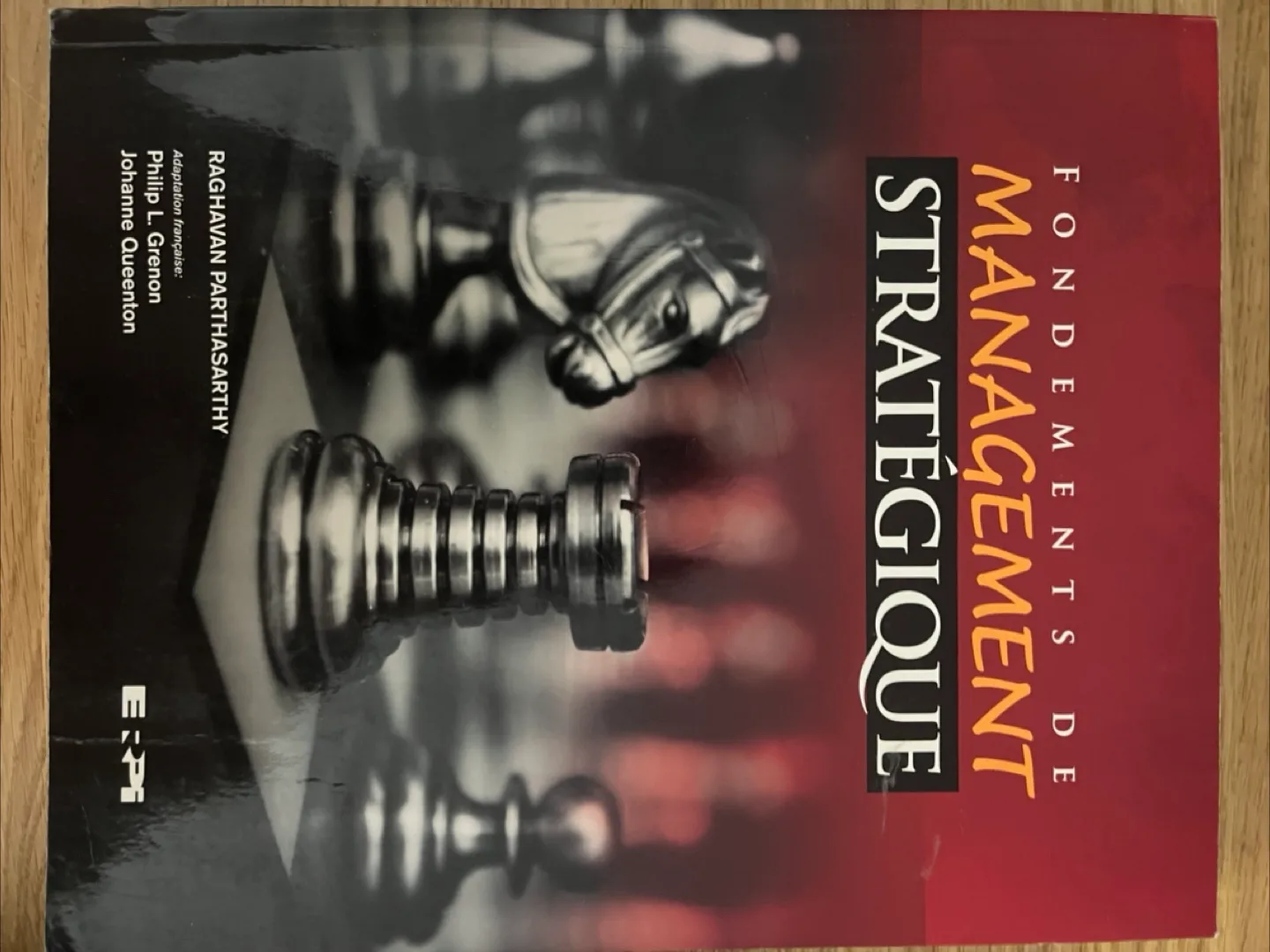 FONDEMENTS DE MANAGEMENT STRATÉGIQUE Book thumbnail
