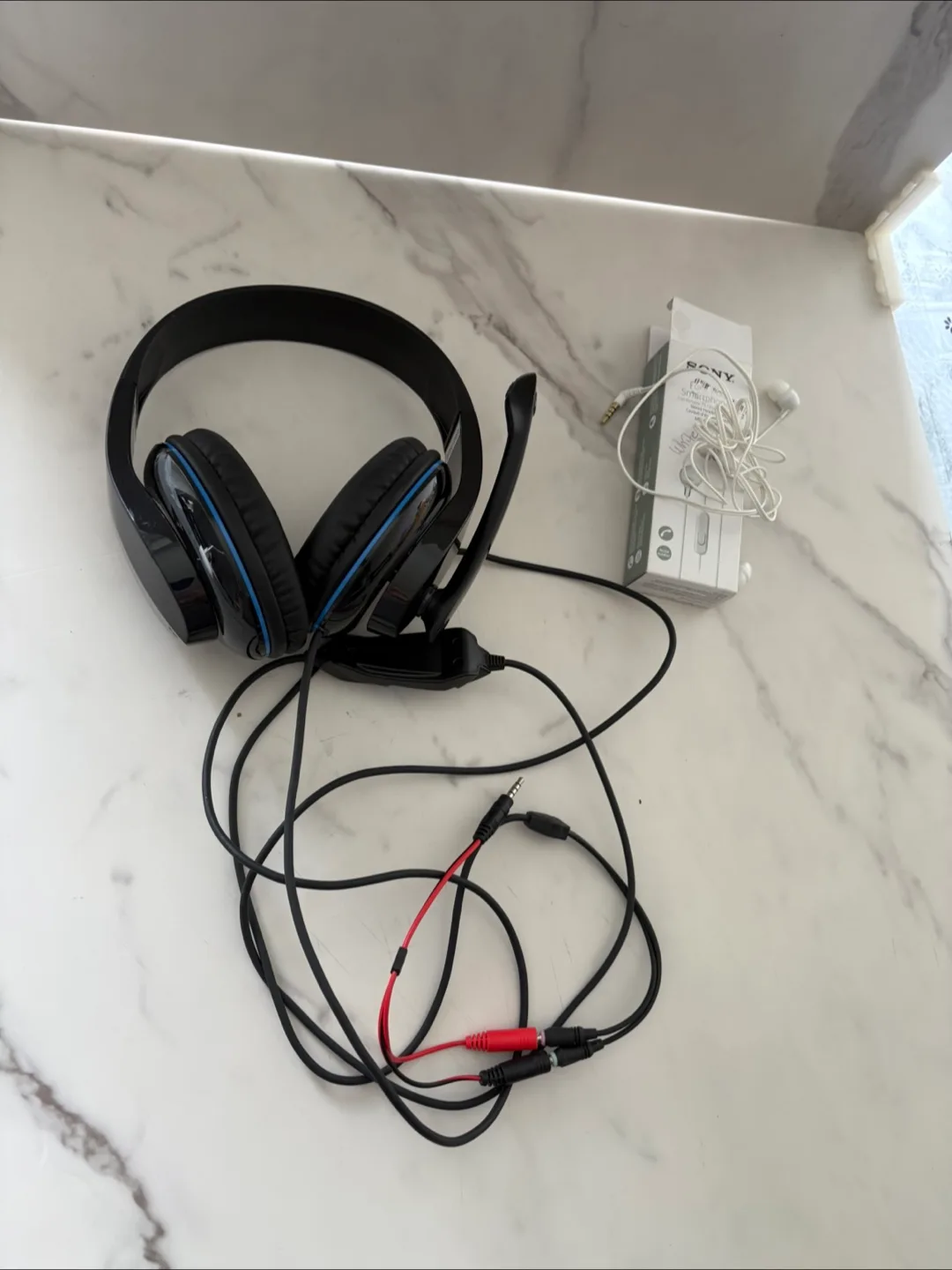Free Sony Earphones + SADES Gaming Headset thumbnail