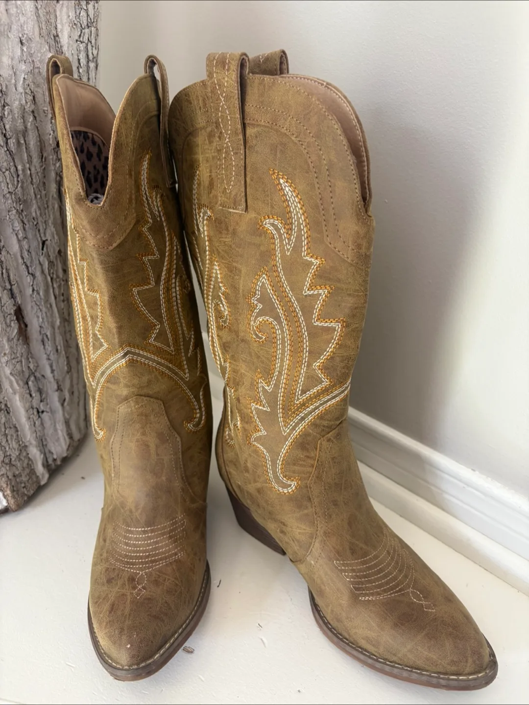 Brown Embroidered Mid Calf Cowboy Boots Women's Size 8 image indicator(7)