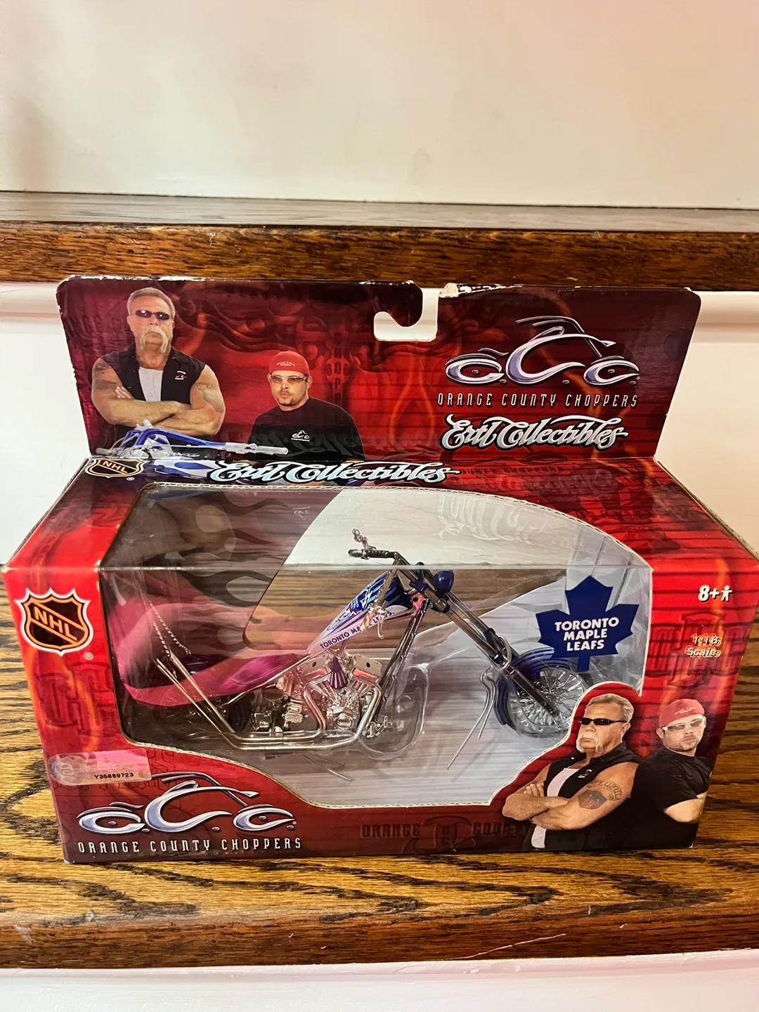 Orange County Choppers Toronto Maple Leafs Die Cast Motorcycle thumbnail