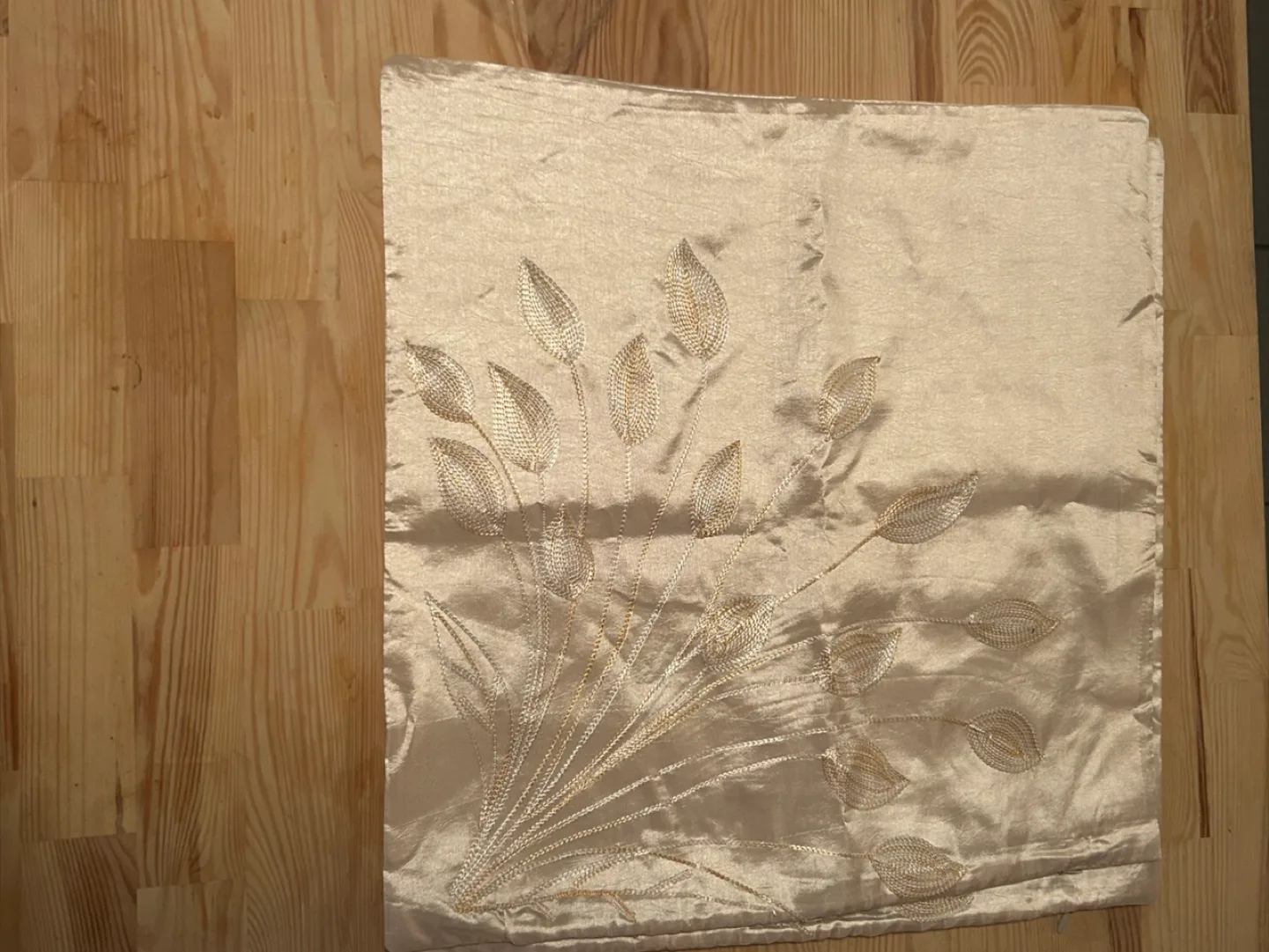 Decorative Throw Pillows and Pillow covers image indicator(3)