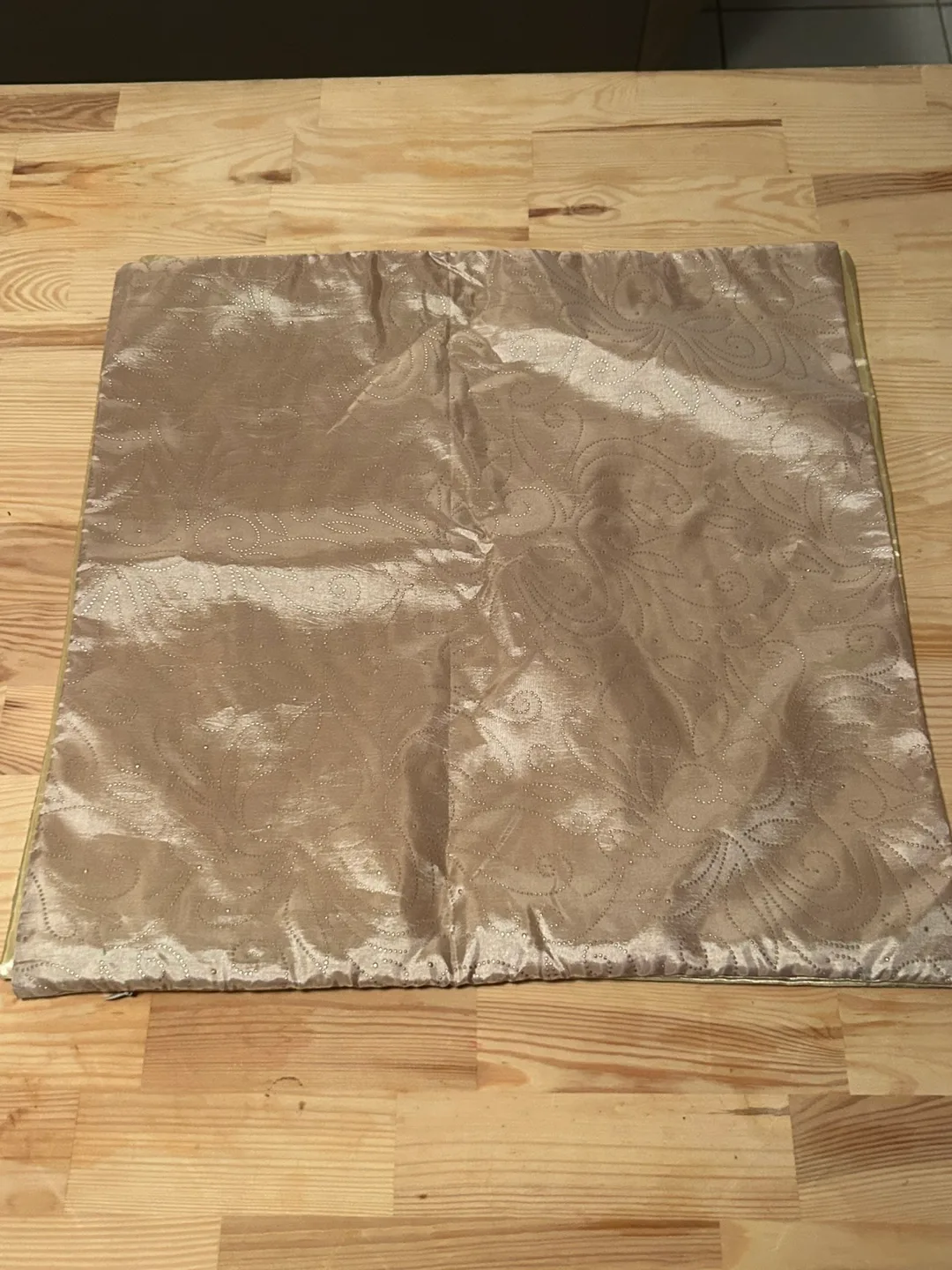 Decorative Throw Pillows and Pillow covers image indicator(5)