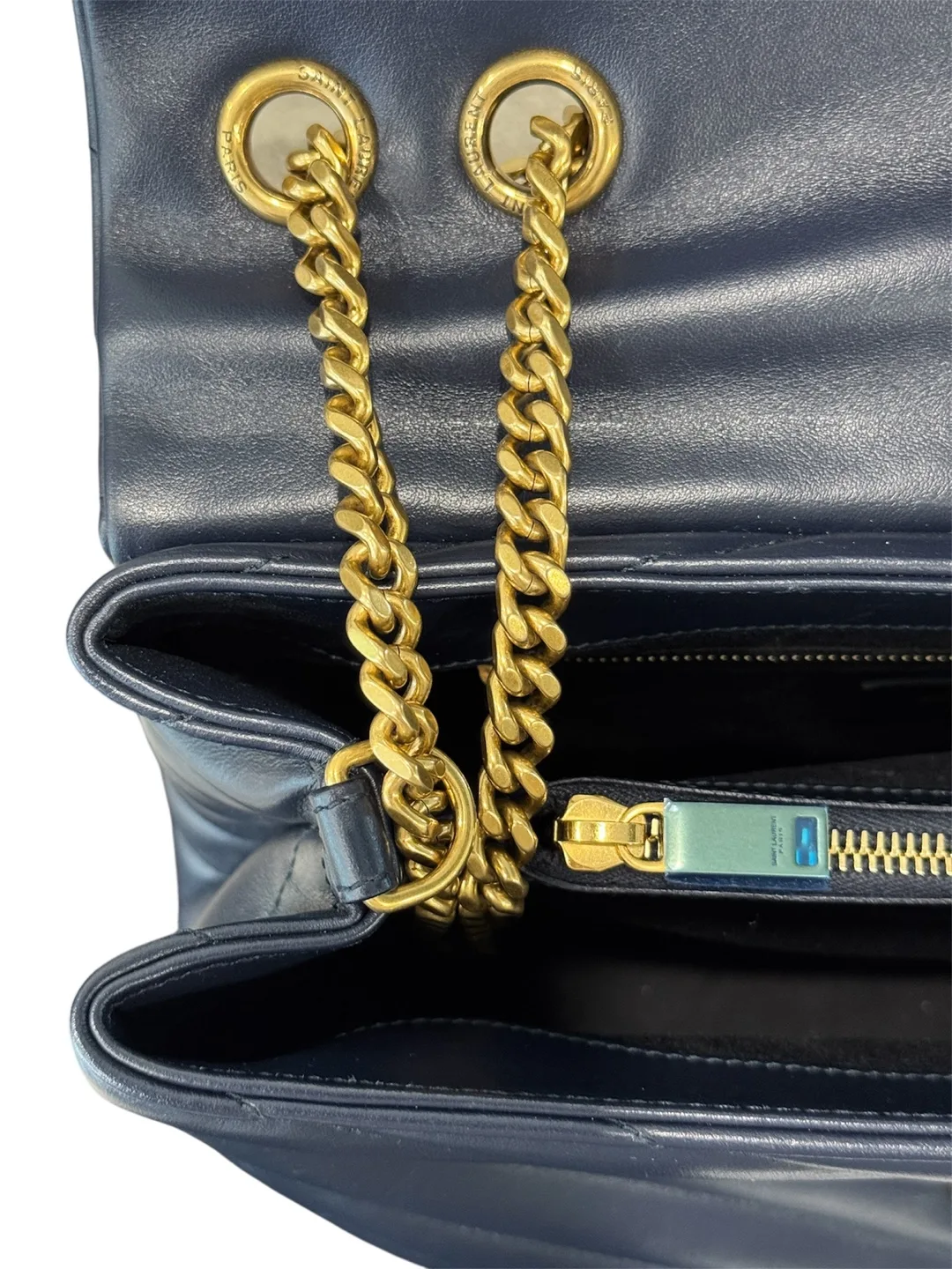 YSL Saint Laurent Loulou Medium leather shoulder bag image indicator(6)