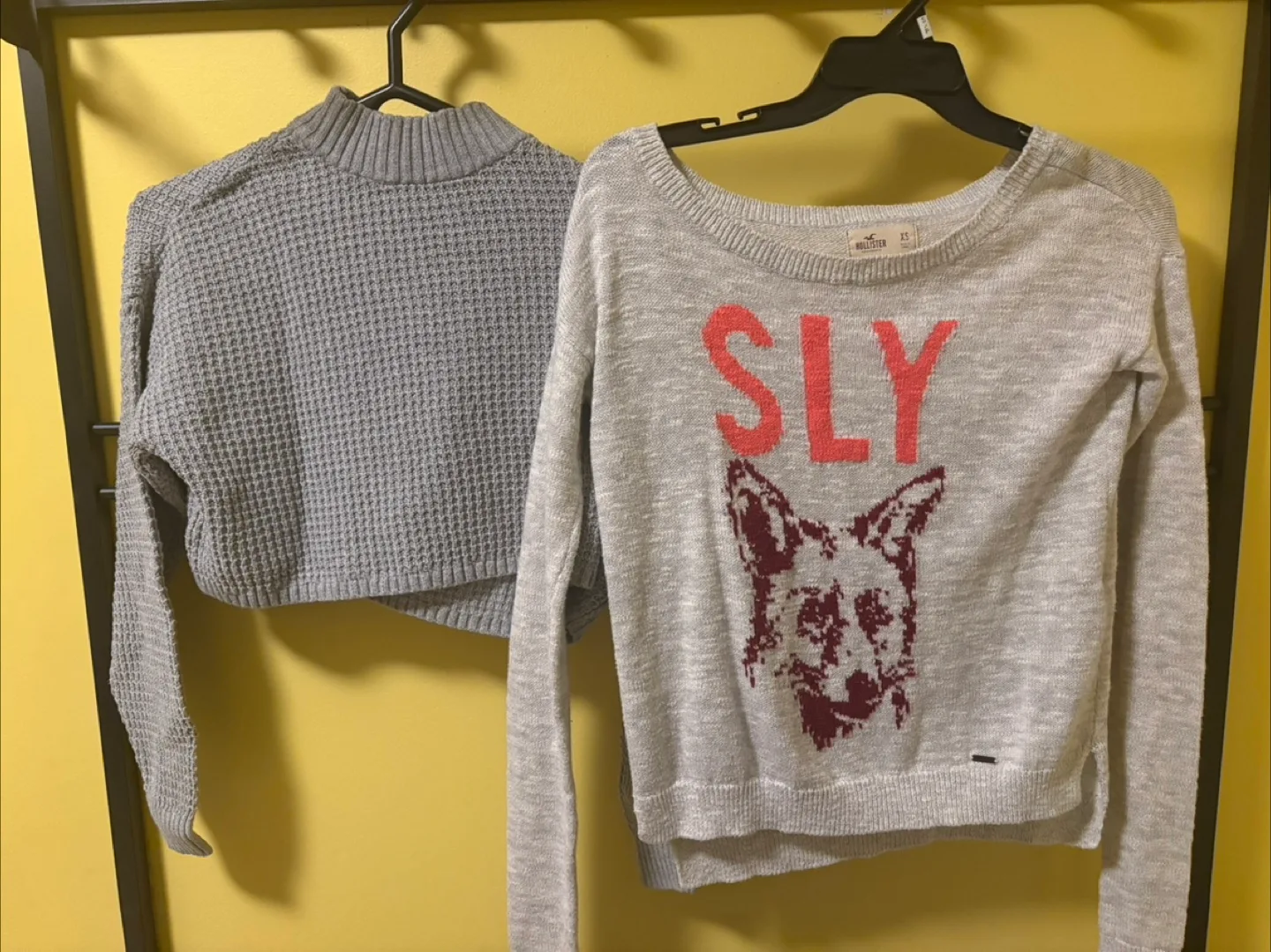 2 Hollister sweaters (Xtra small) (Together for $5) thumbnail