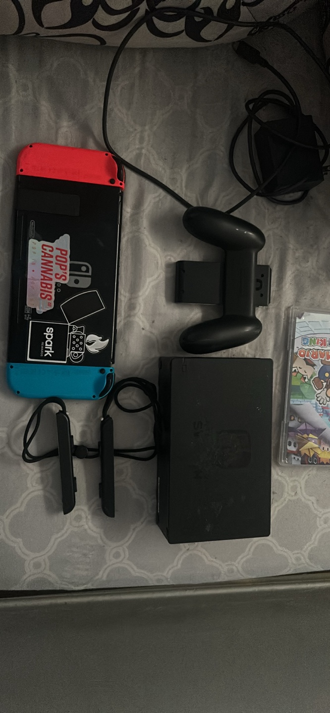Nintendo Switch Console - photo 3
