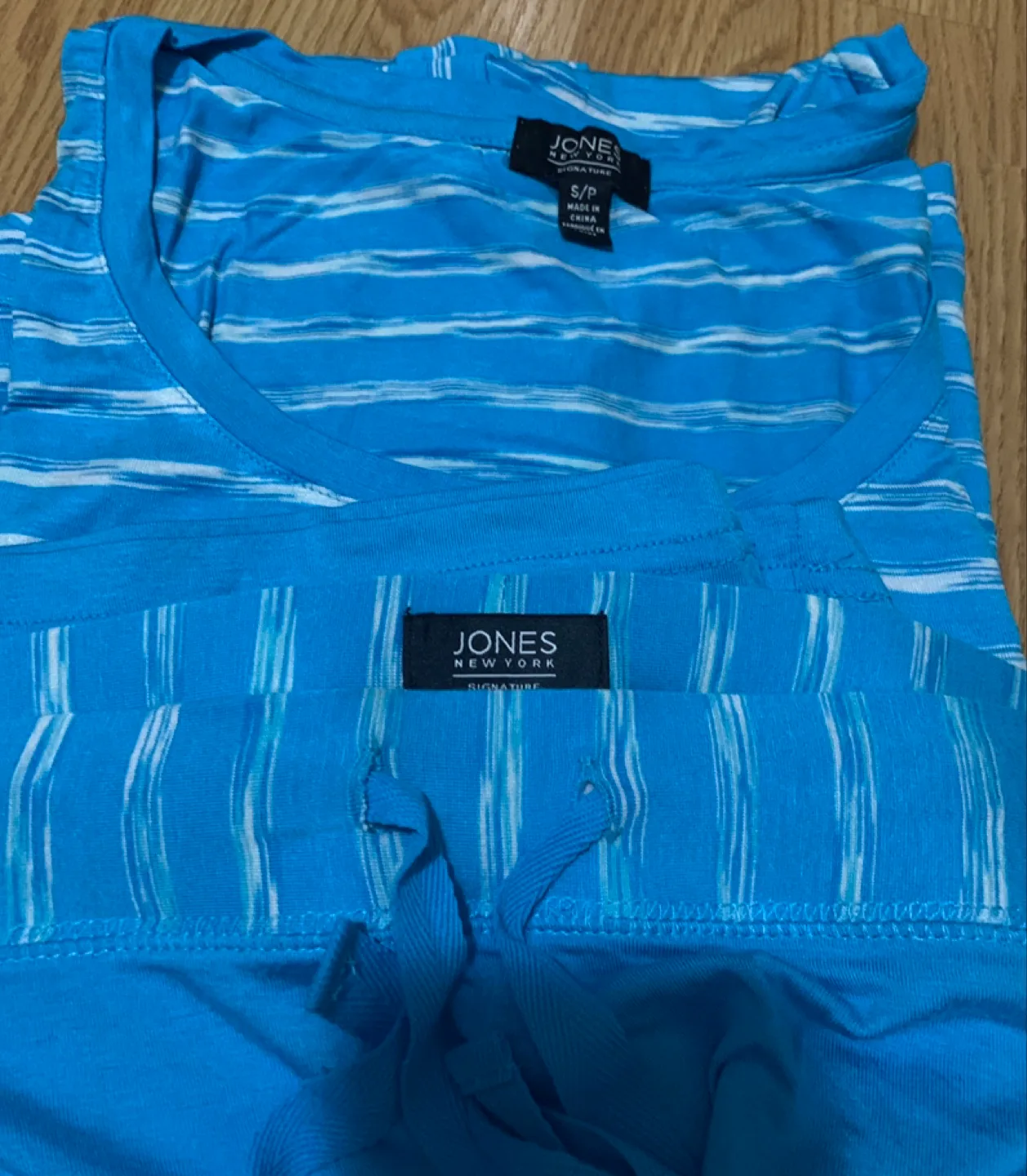 Jones New York Signature Pajama Set - Size S image indicator(4)