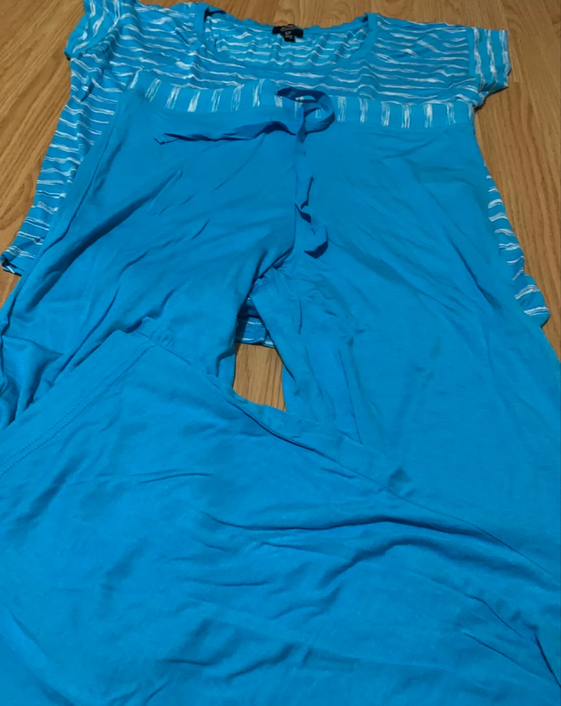 Jones New York Signature Pajama Set - Size S image indicator(2)