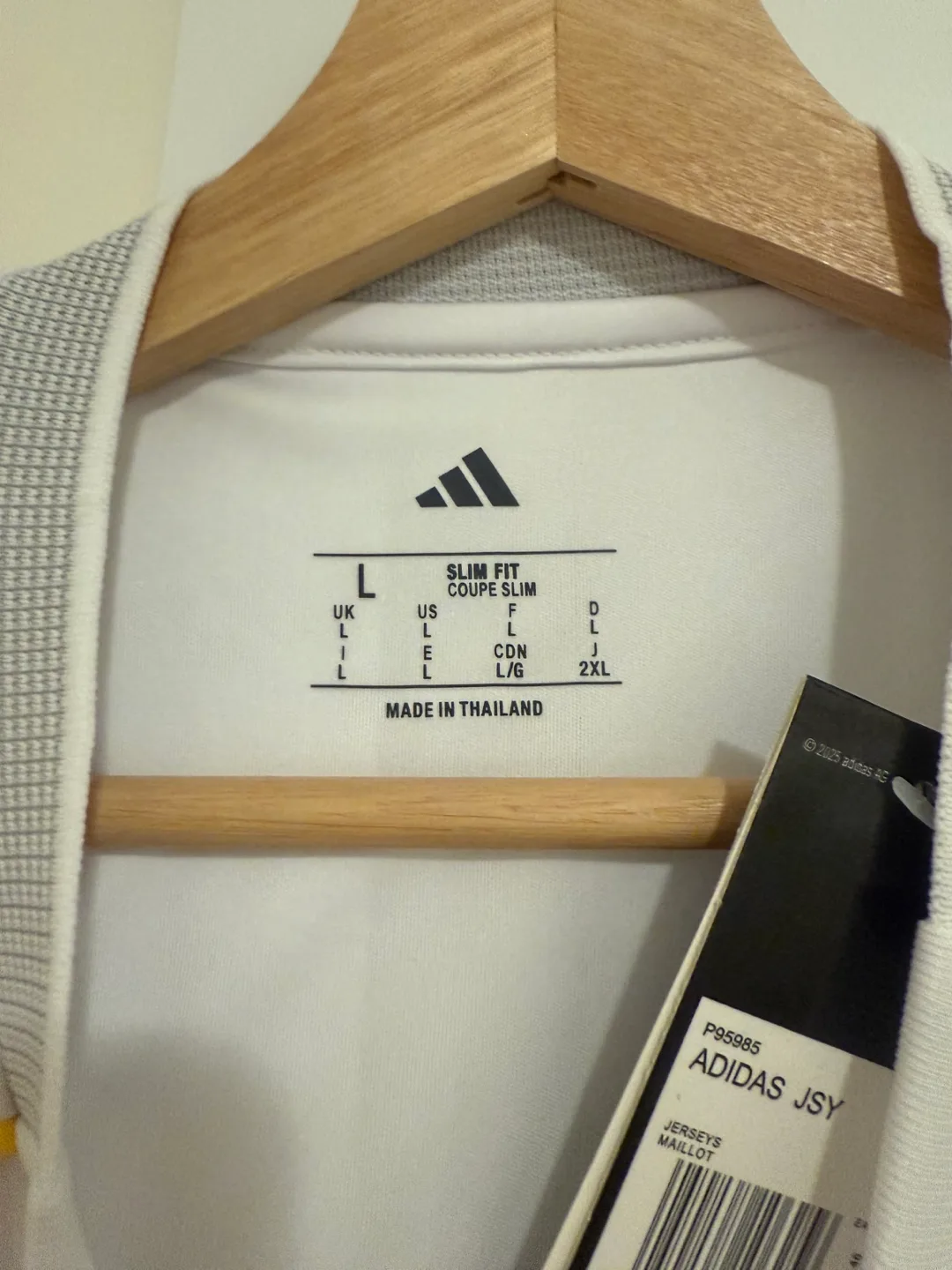 BNWT New Season L Real Madrid 25/26 Jersey image indicator(2)