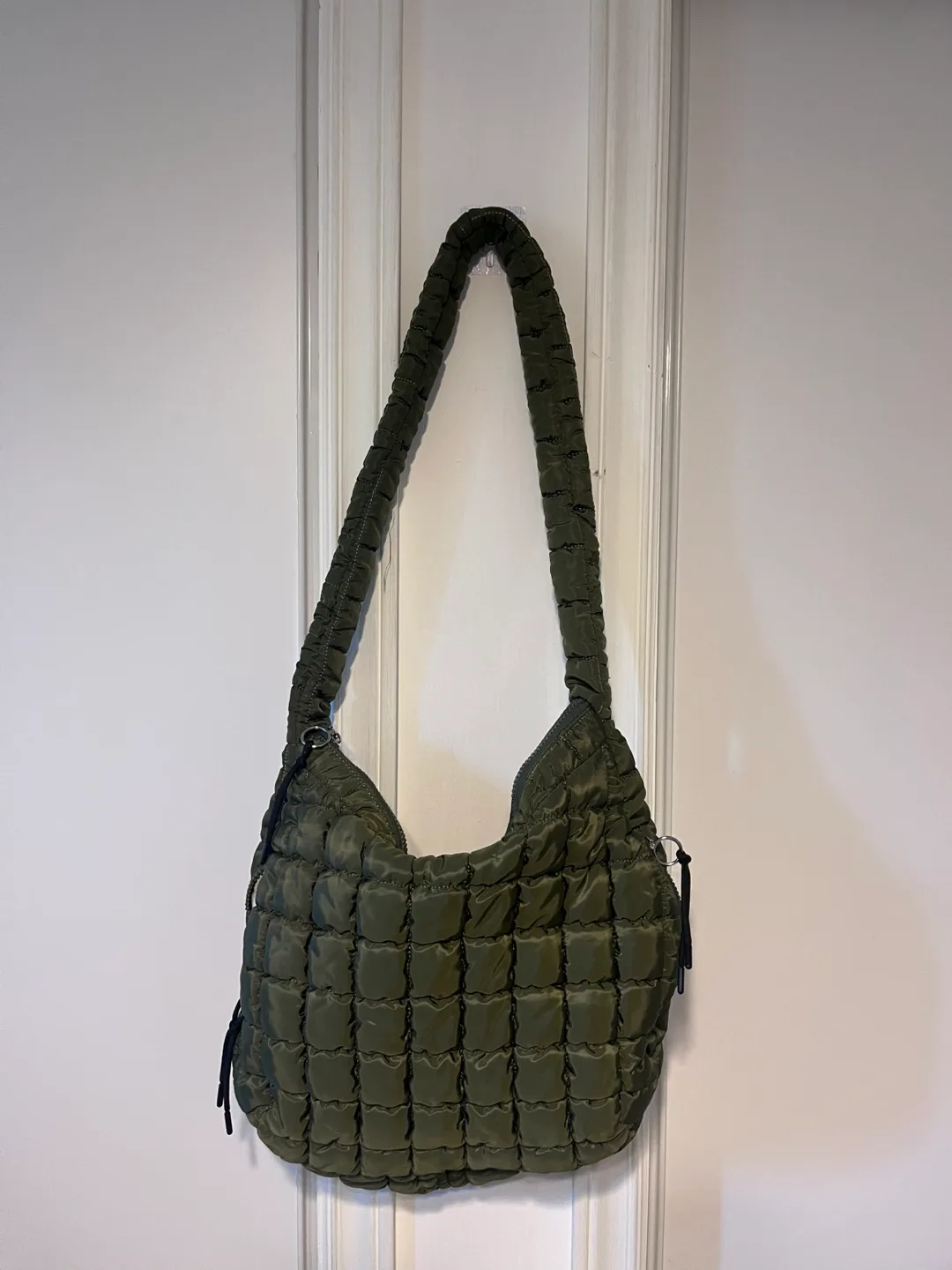 Quilted Puffer Olive Green Shoulder/crossbody/hand bag image indicator(2)
